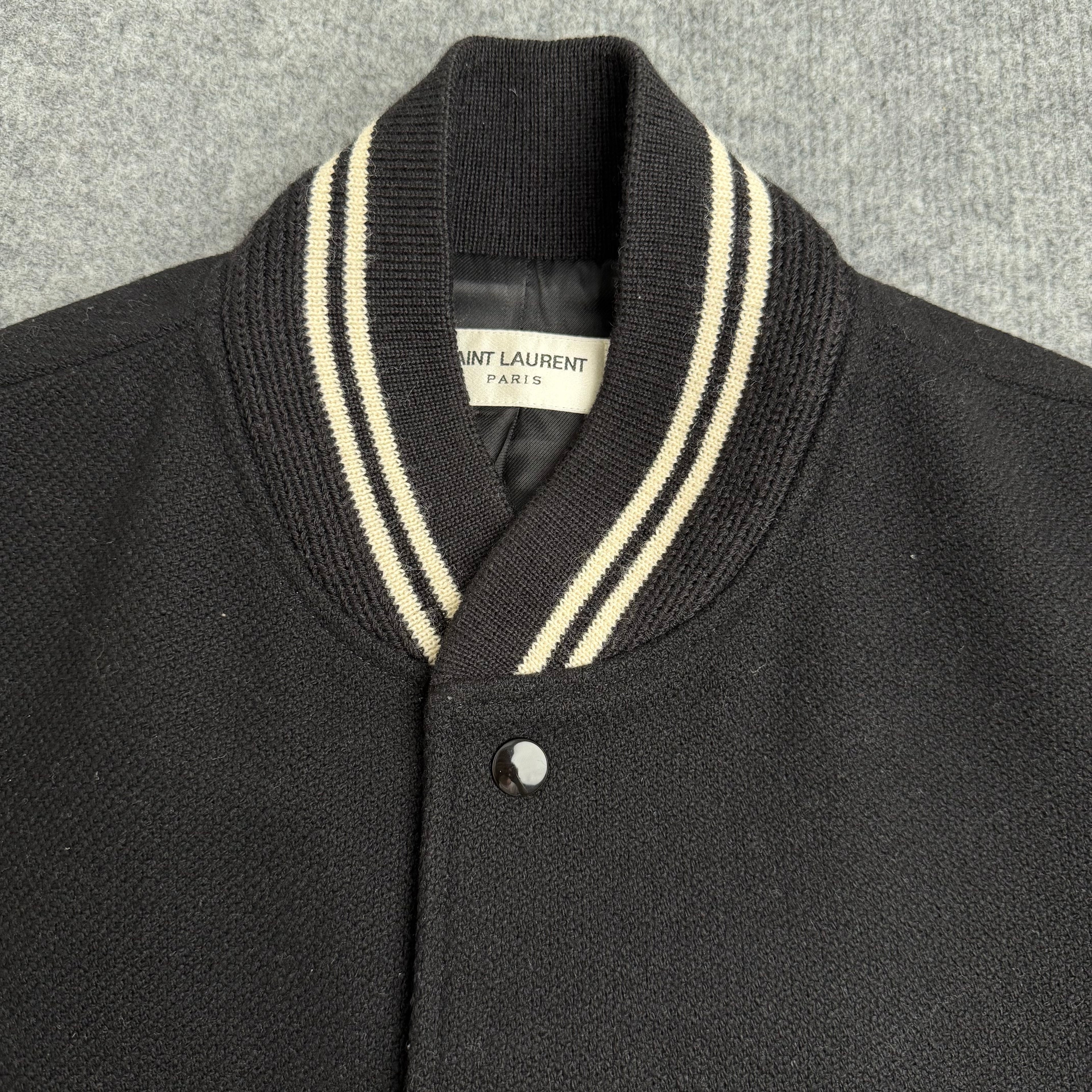 Saint Laurent jakke (Str. M)