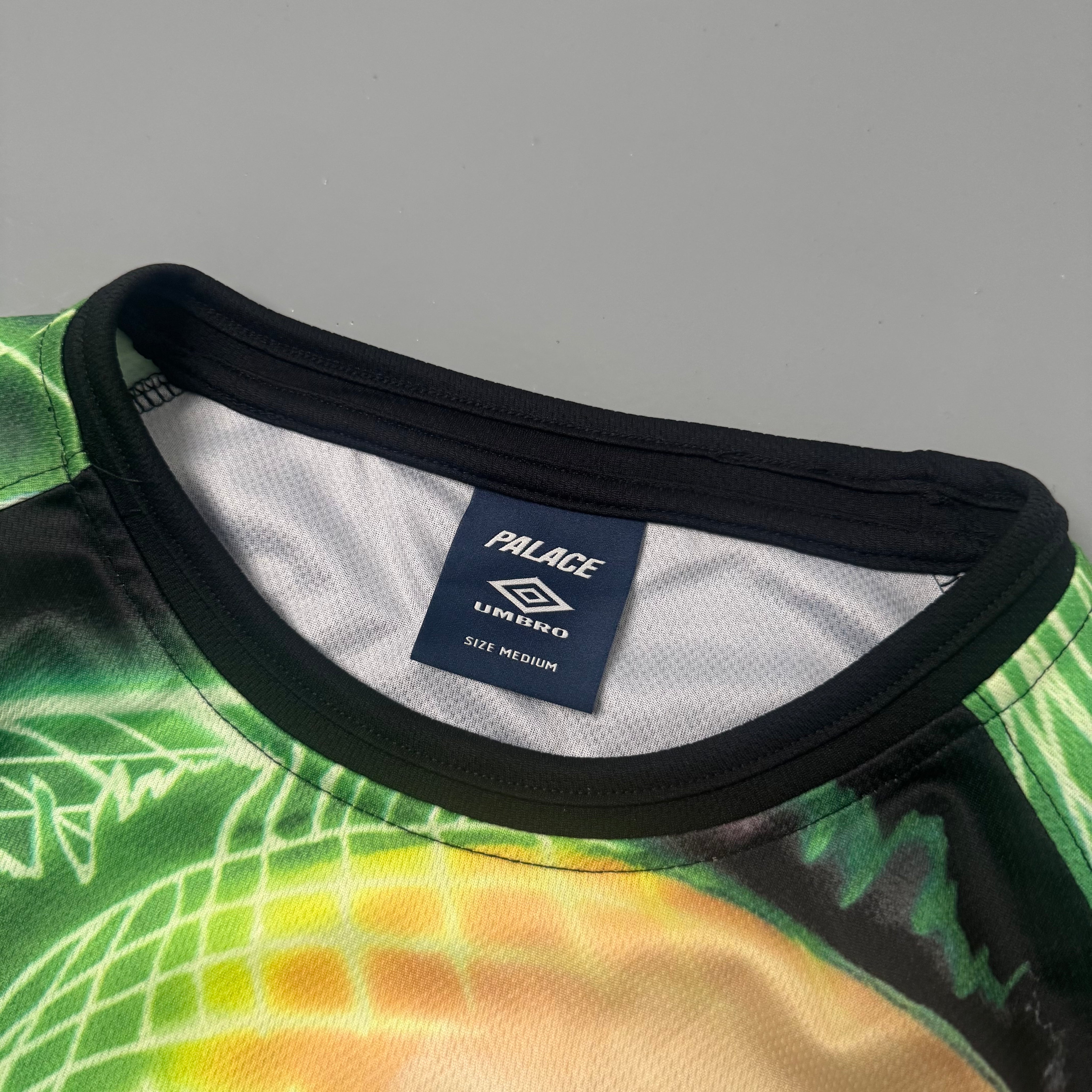 Palace Jersey (Str. M)