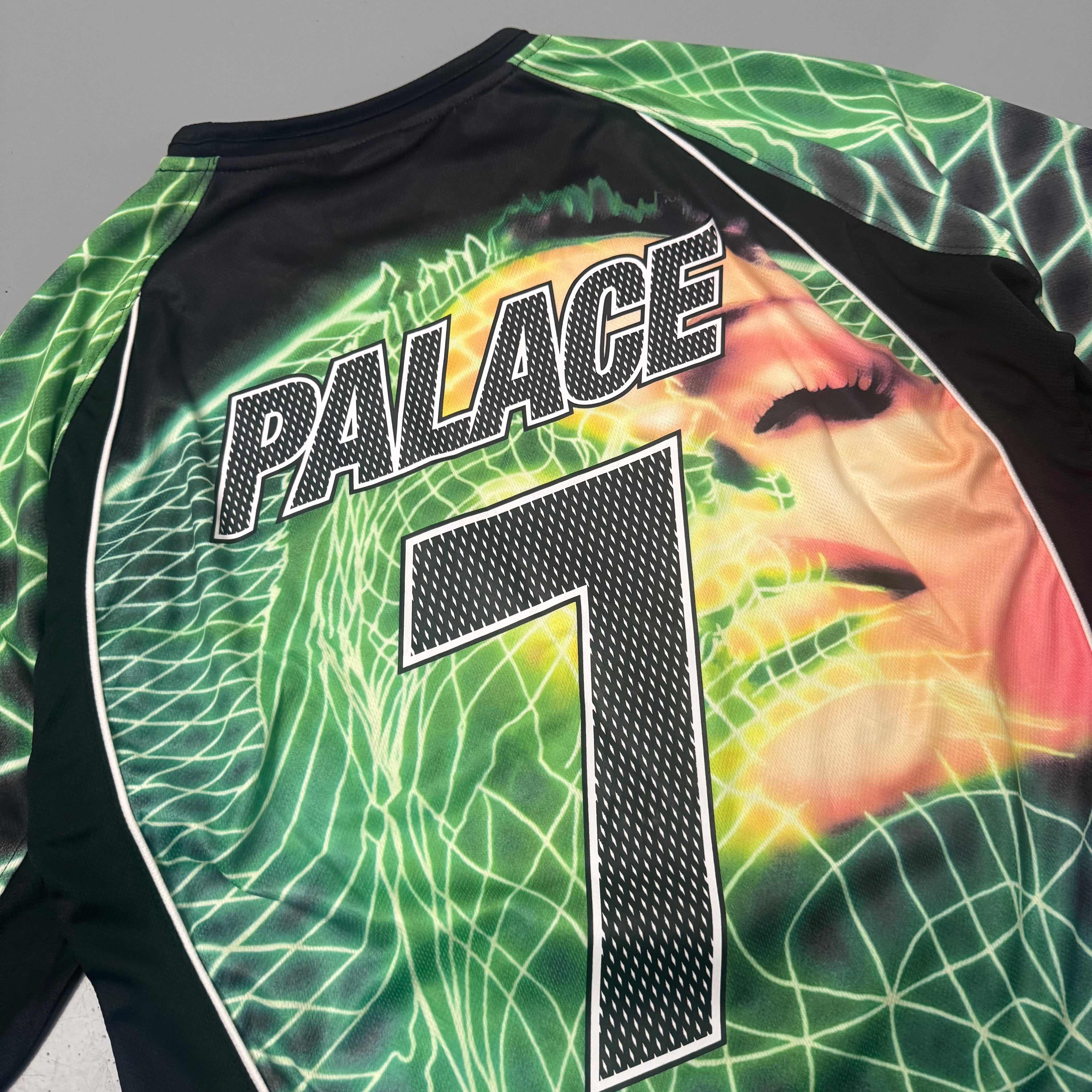 Palace Jersey (Str. M)