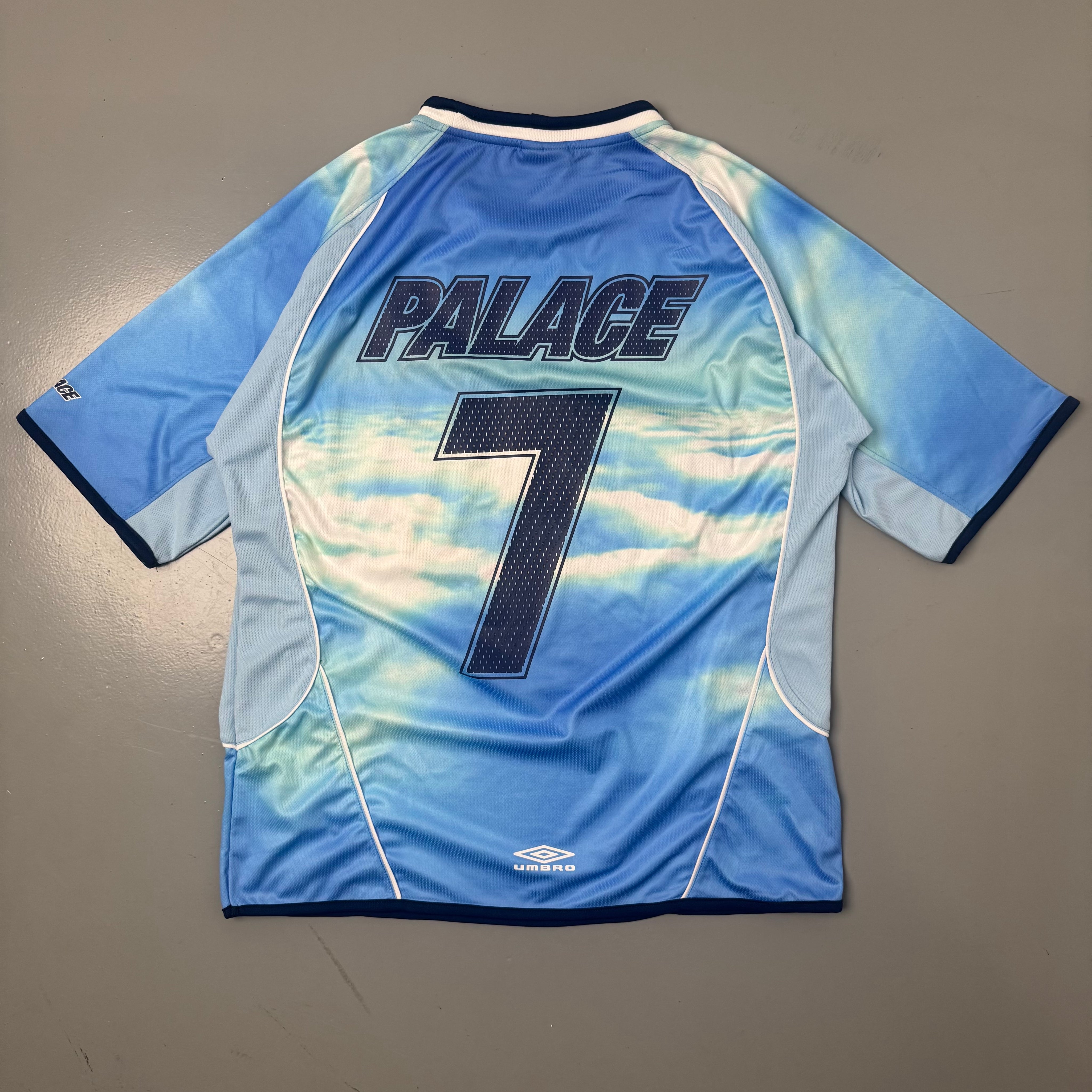 Palace Jersey (Str. M)