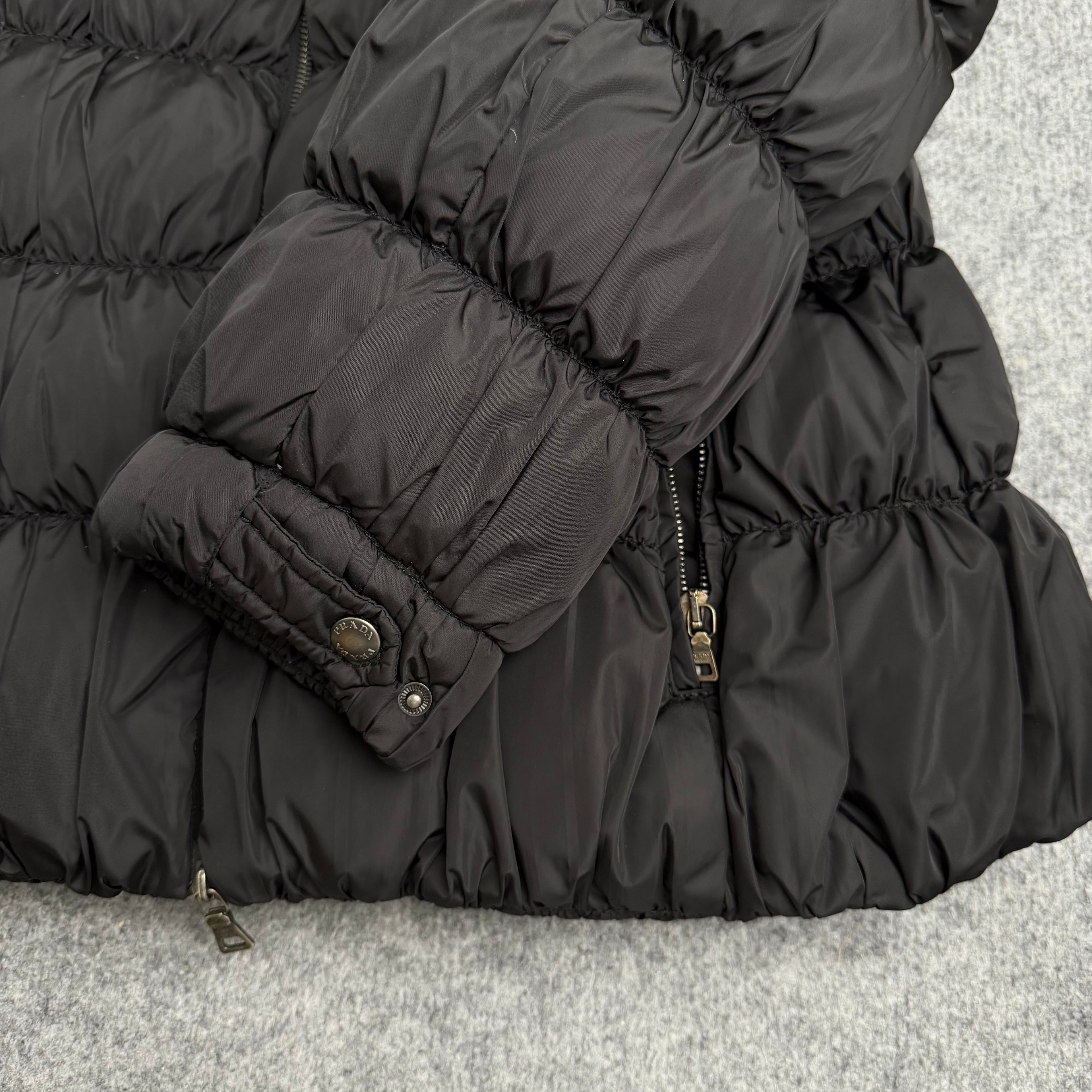 Prada jakke (Str. M)