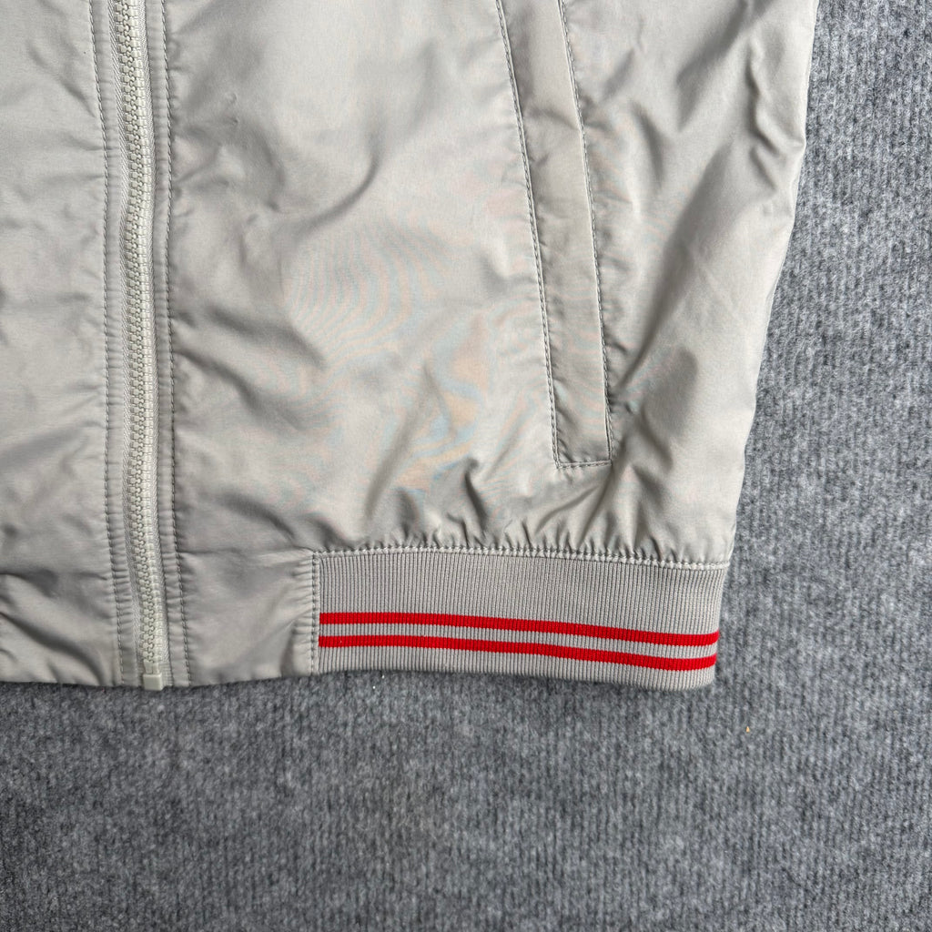 Prada vest (Str. M)