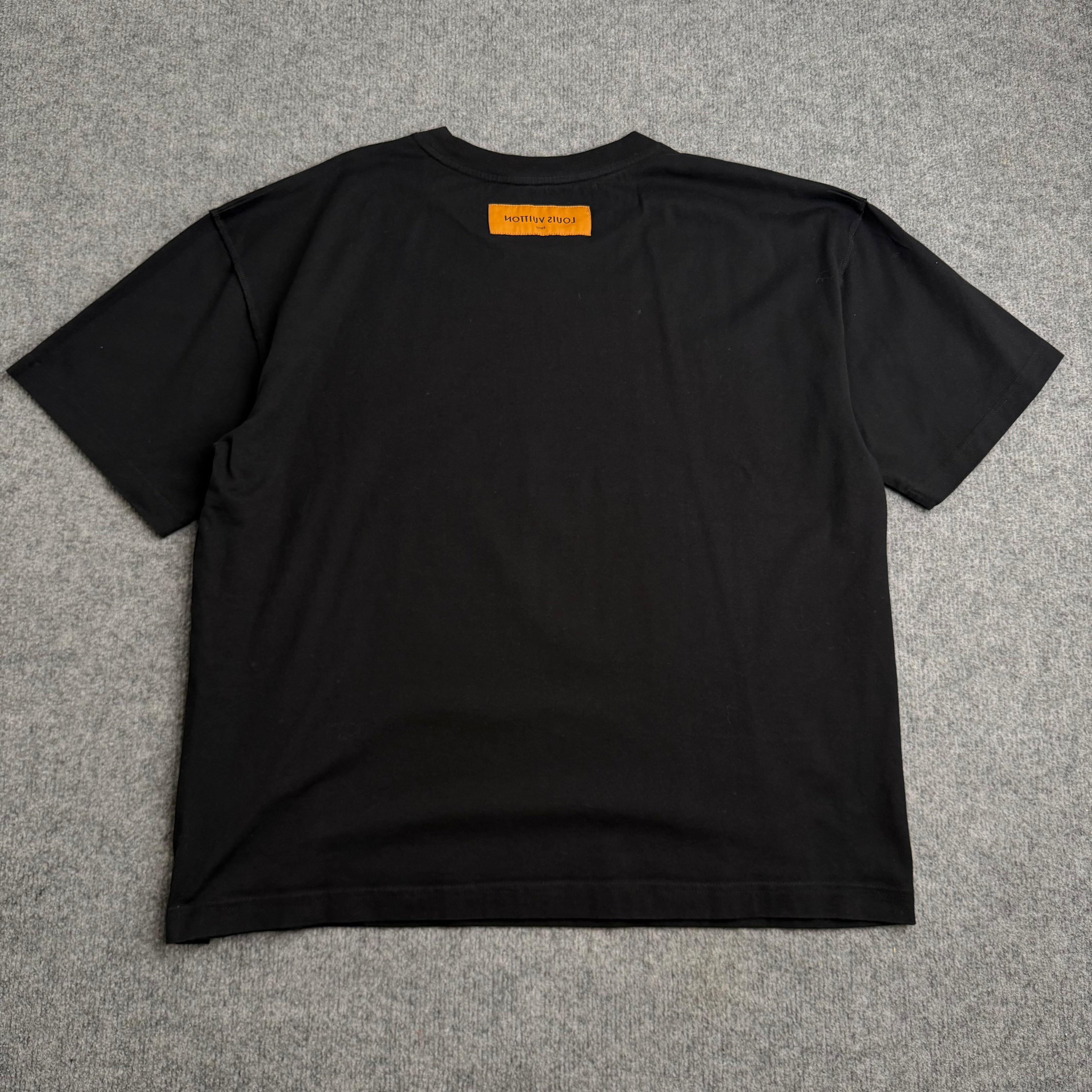Louis Vuitton t-shirt (Str. L)