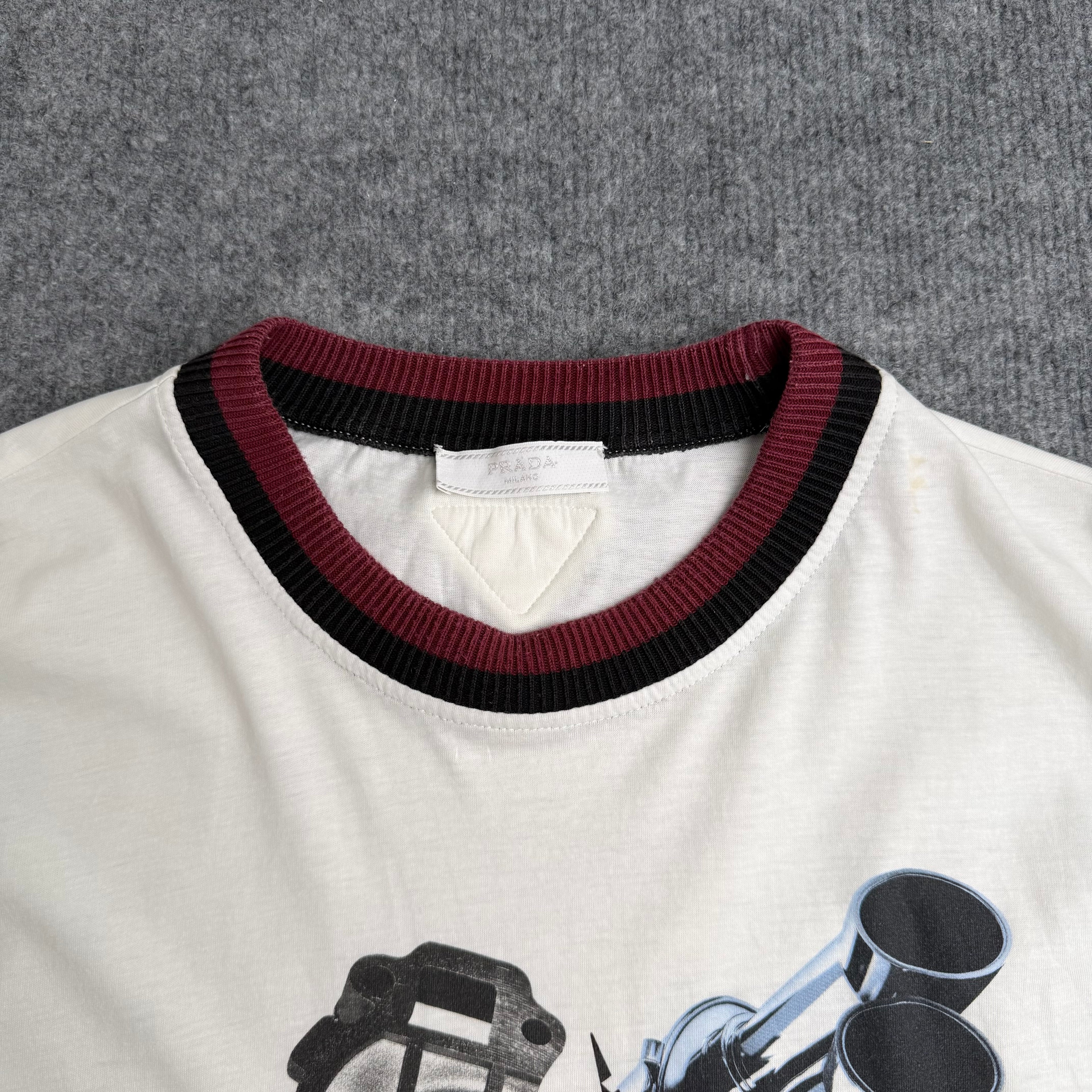 Prada t-shirt (Str. XL)