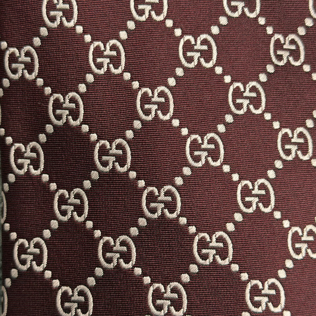Gucci slips