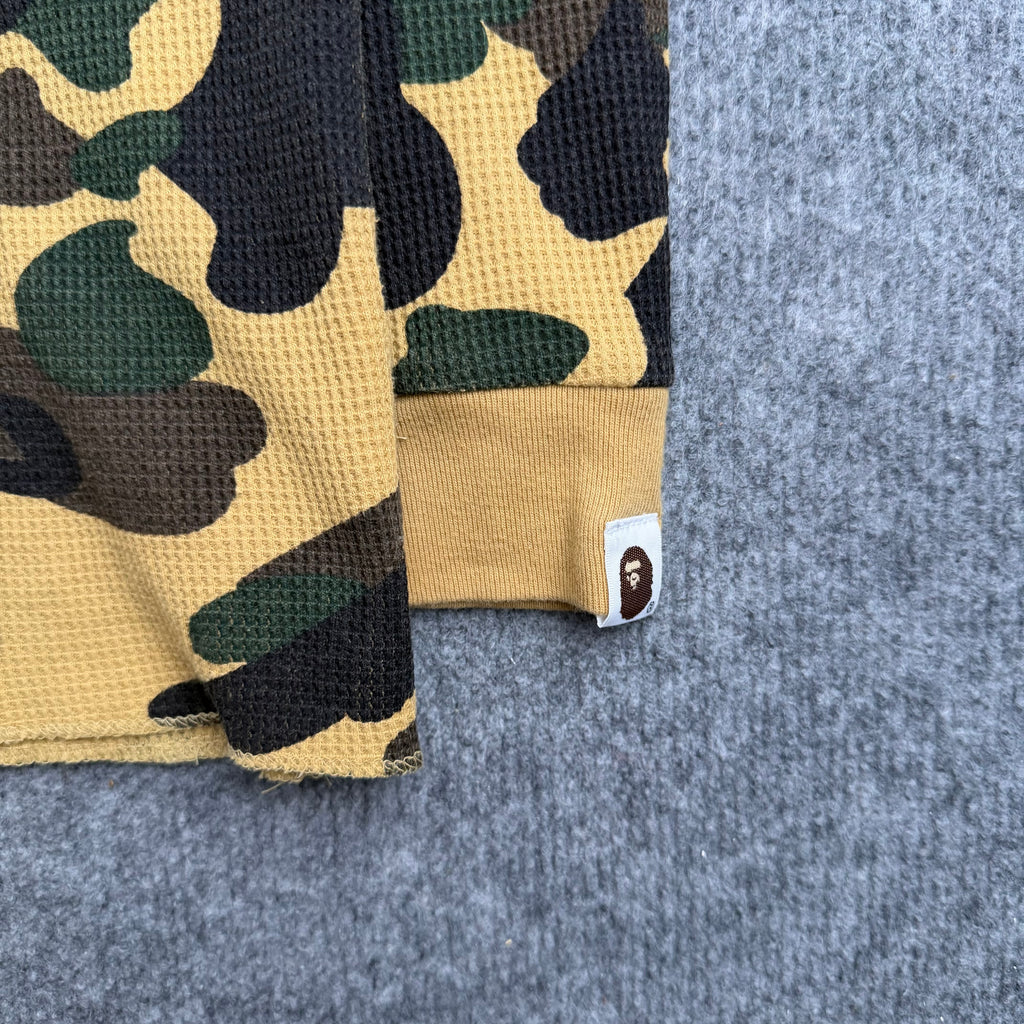 A bathing ape Henley (Str. XL)