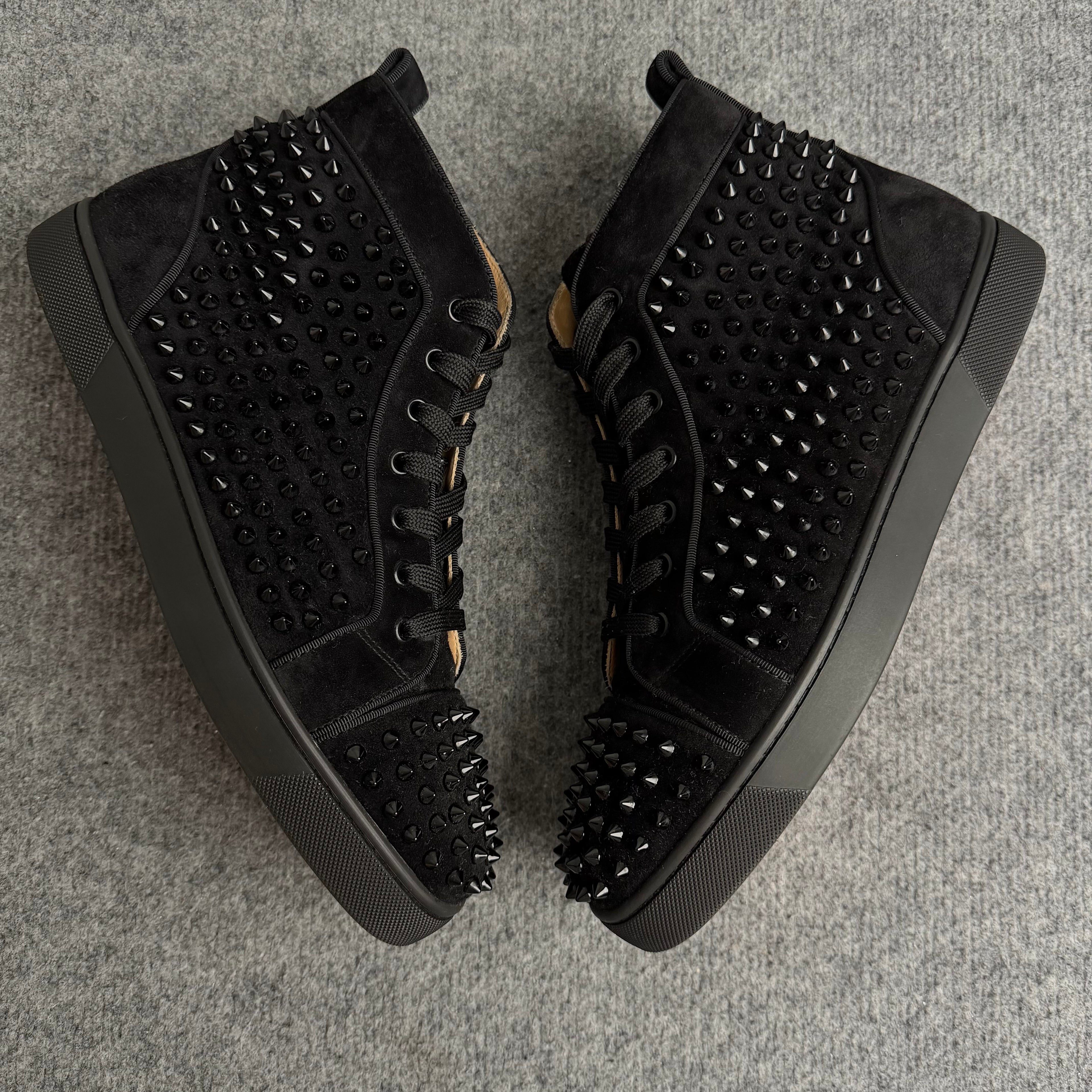 Christian Louboutin sneakers (Str. 43)