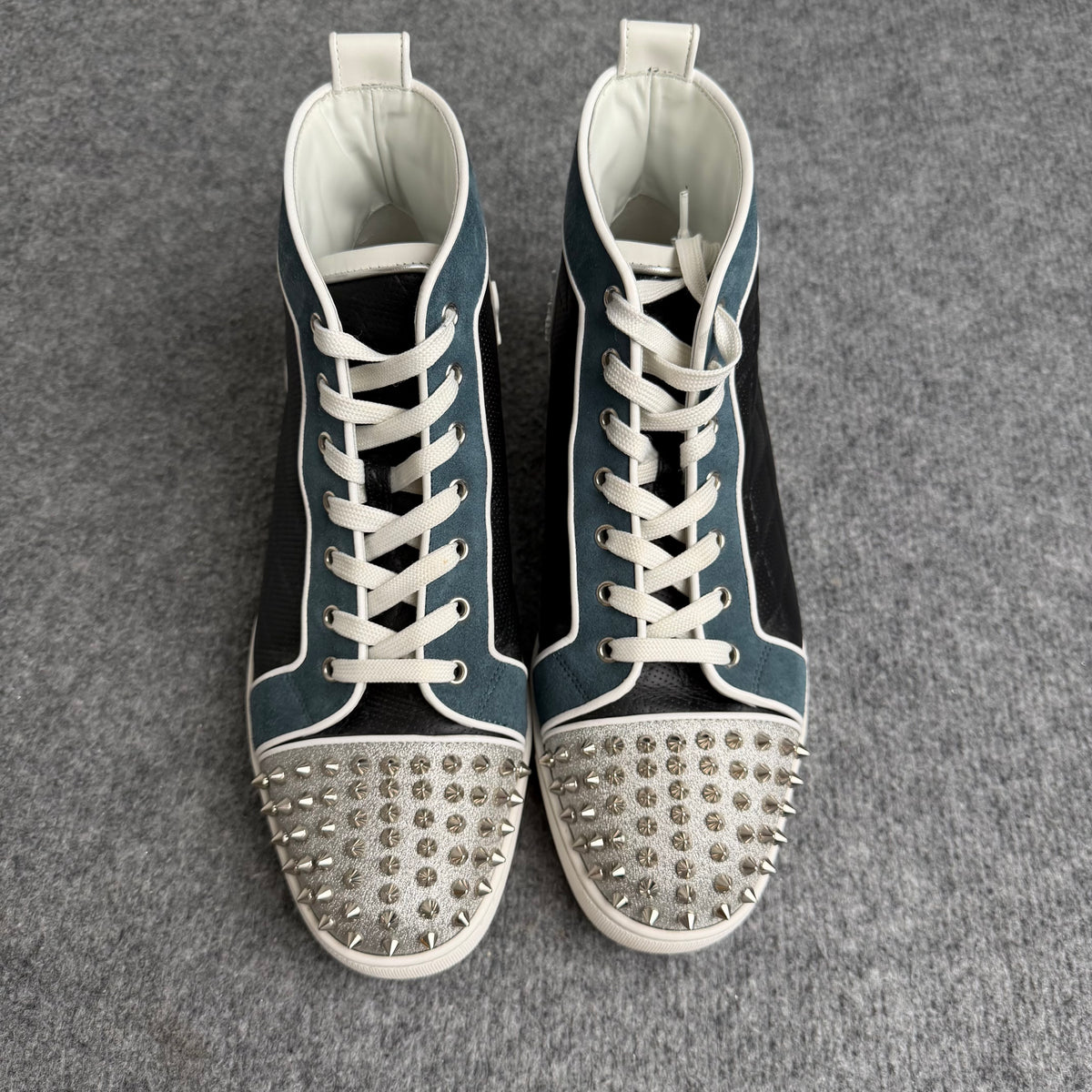 Christian Louboutin sneakers (Str. 43)