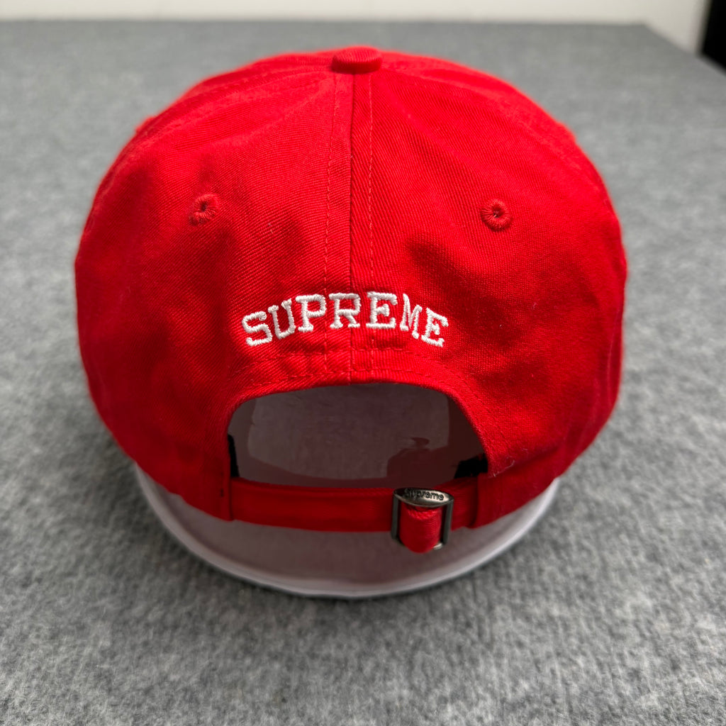 Supreme kasket