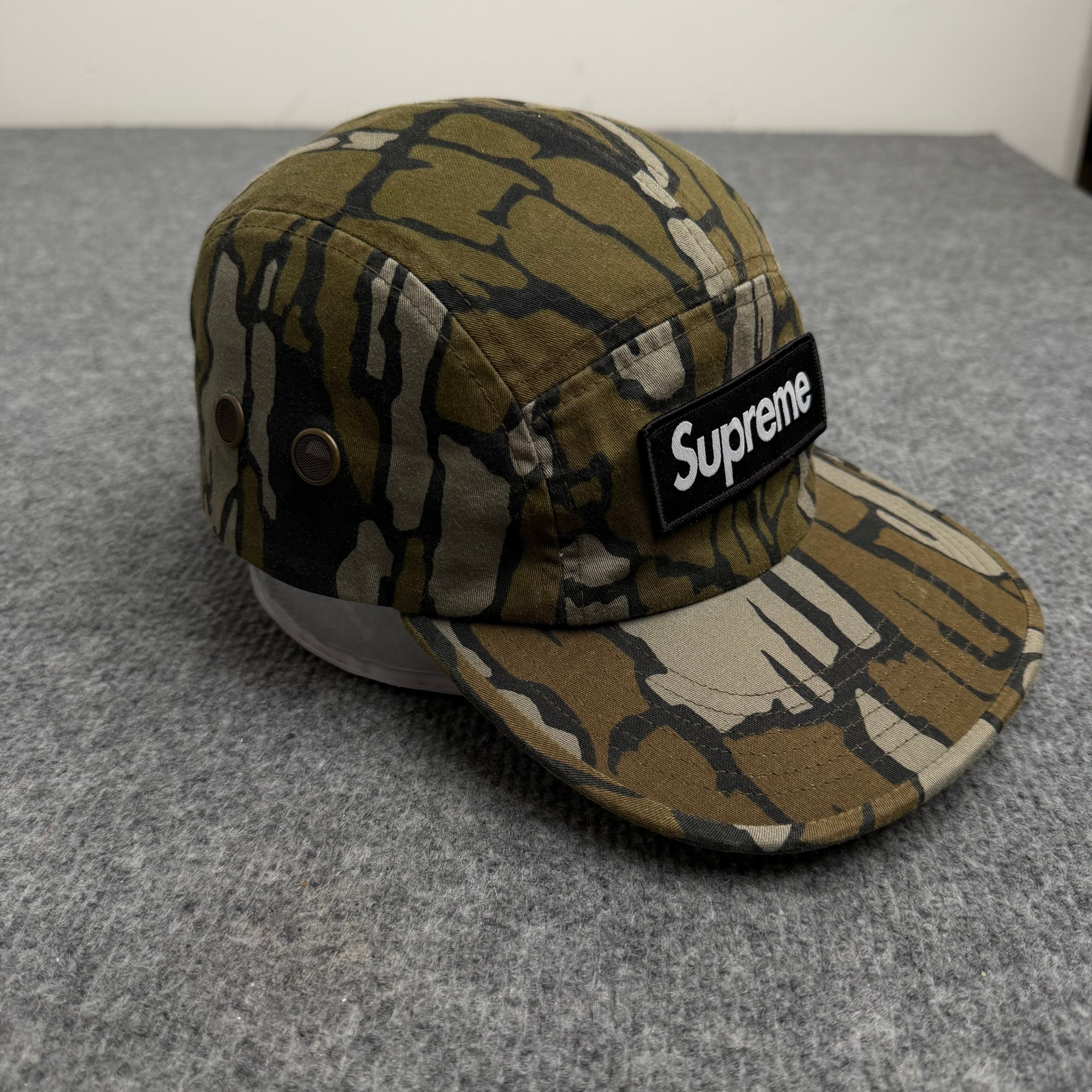 Supreme kasket