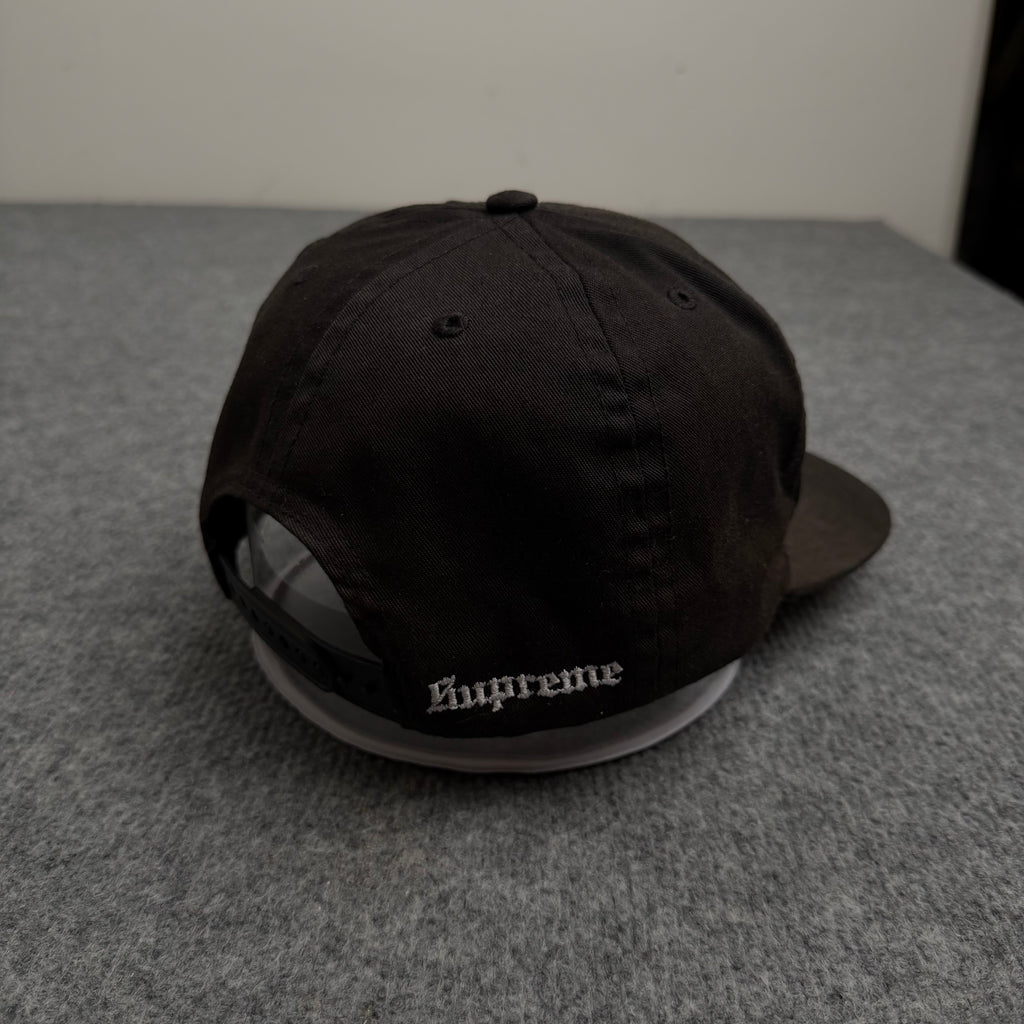 Supreme kasket