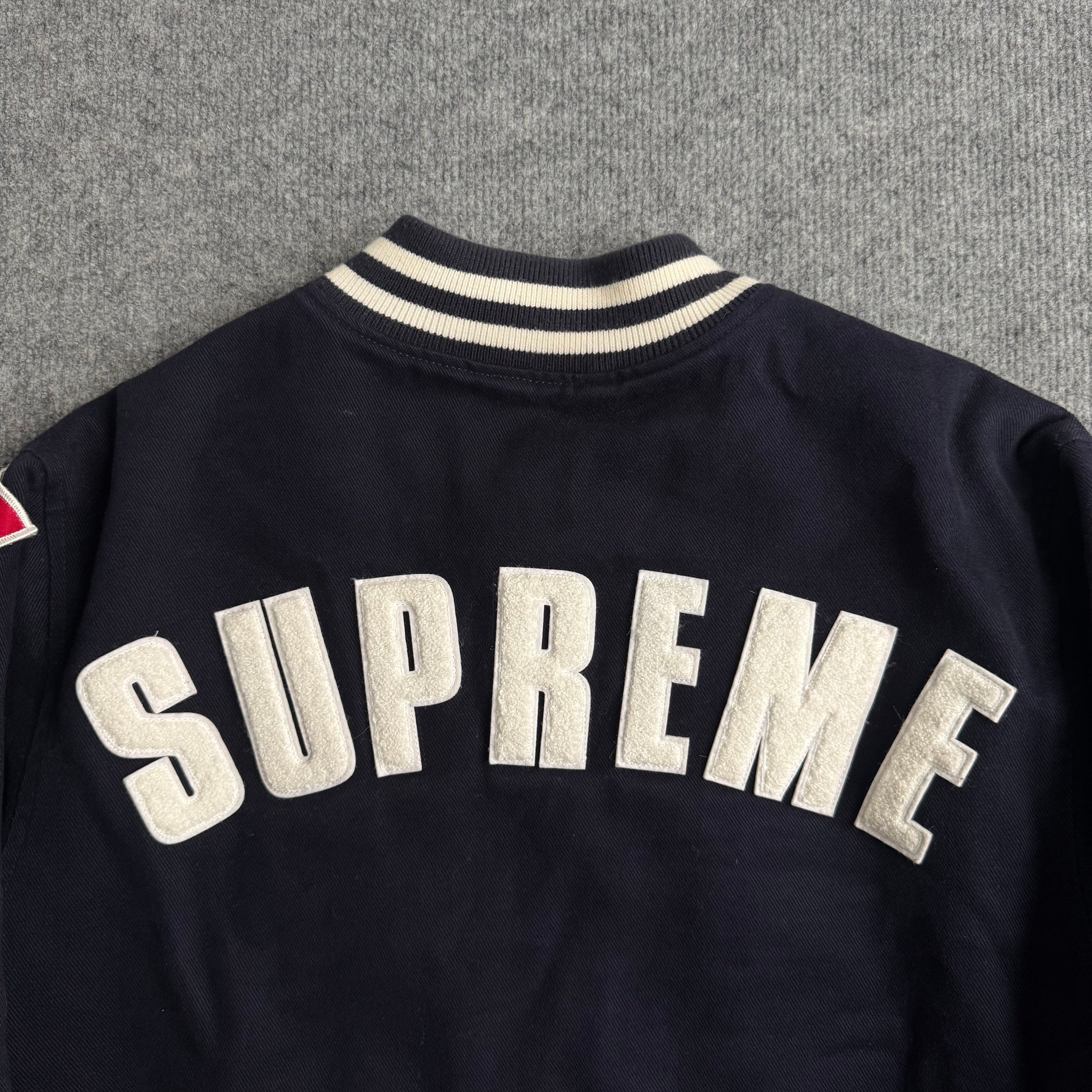 Supreme jakke (Str. S)