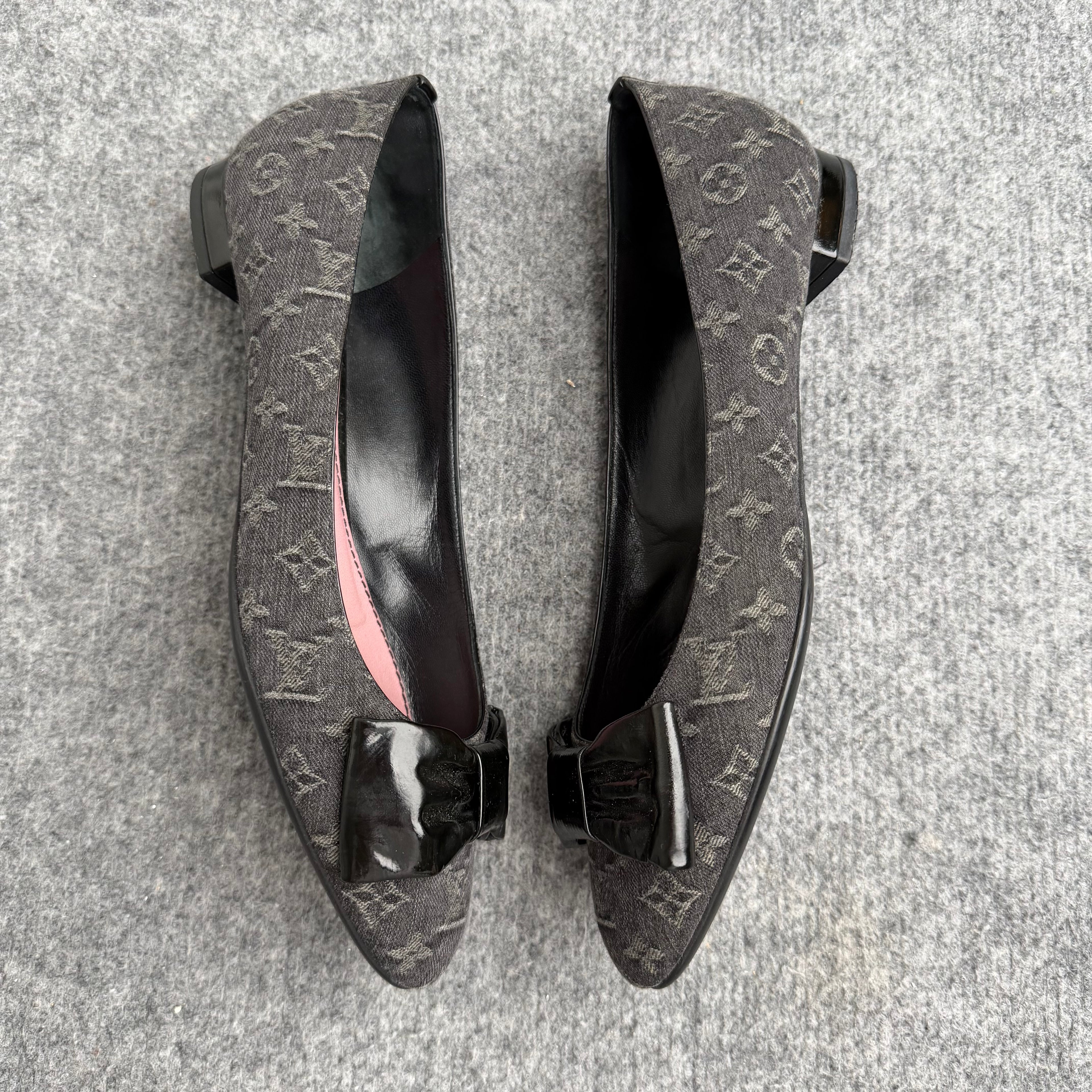 Louis Vuitton ballerinaer (Str. 37,5)