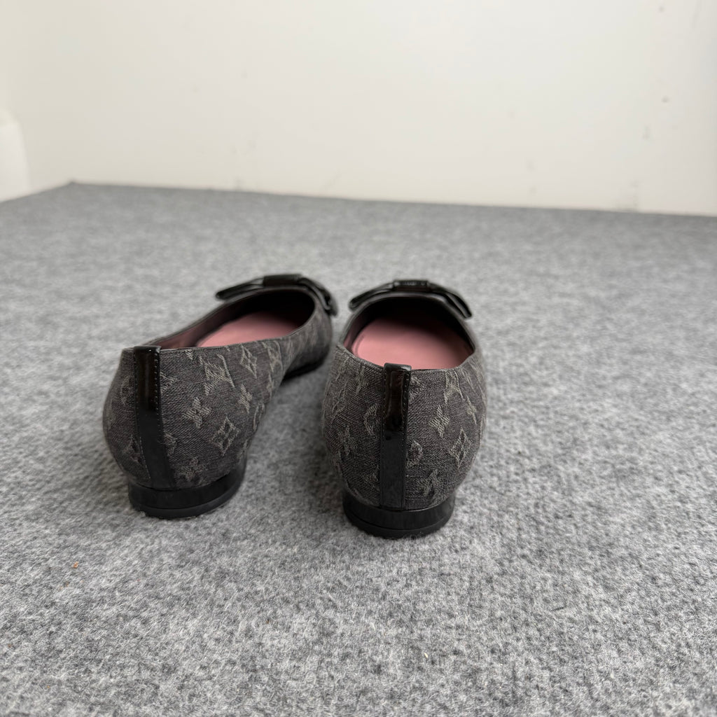 Louis Vuitton ballerinaer (Str. 37,5)