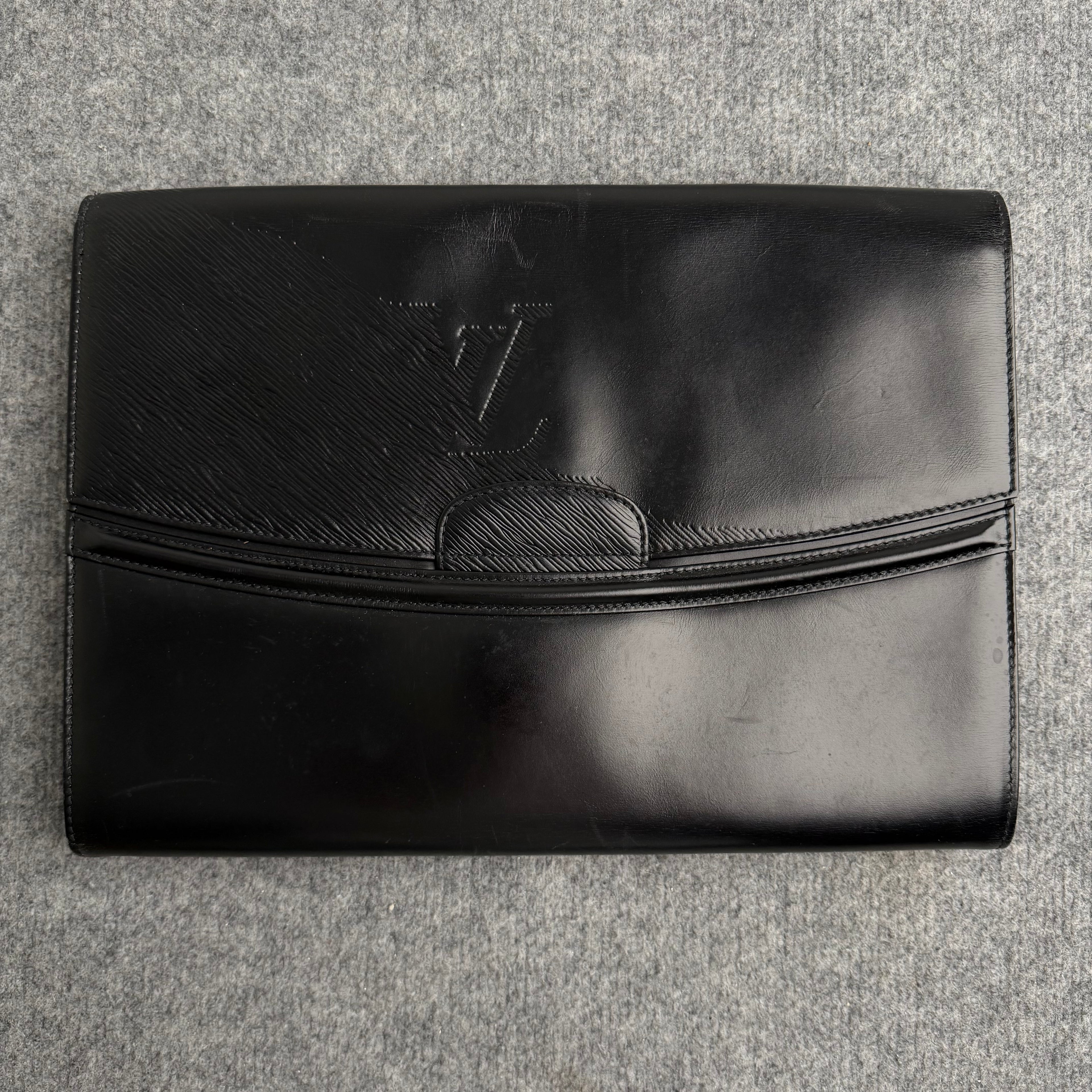 Louis Vuitton Mappe