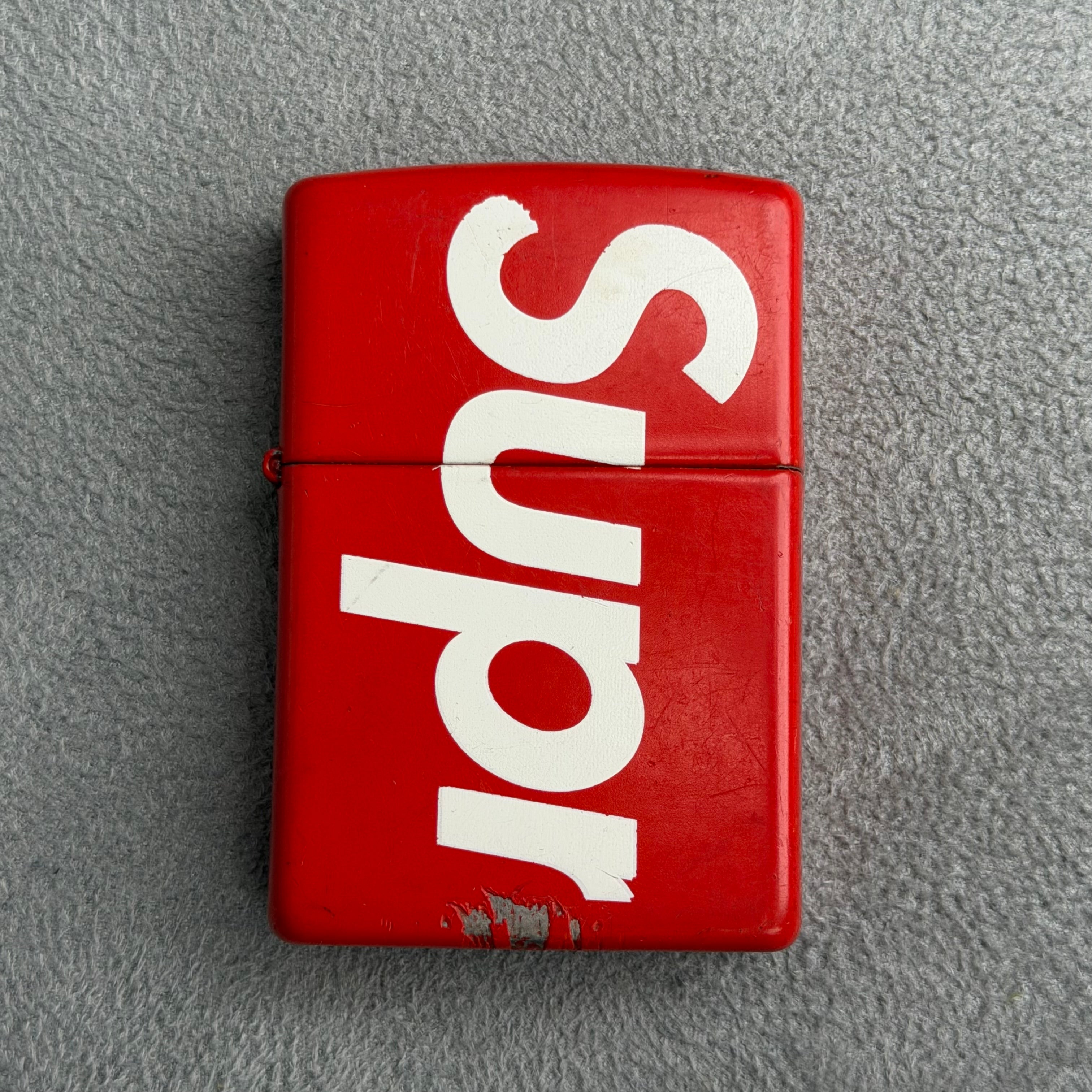 Supreme lighter