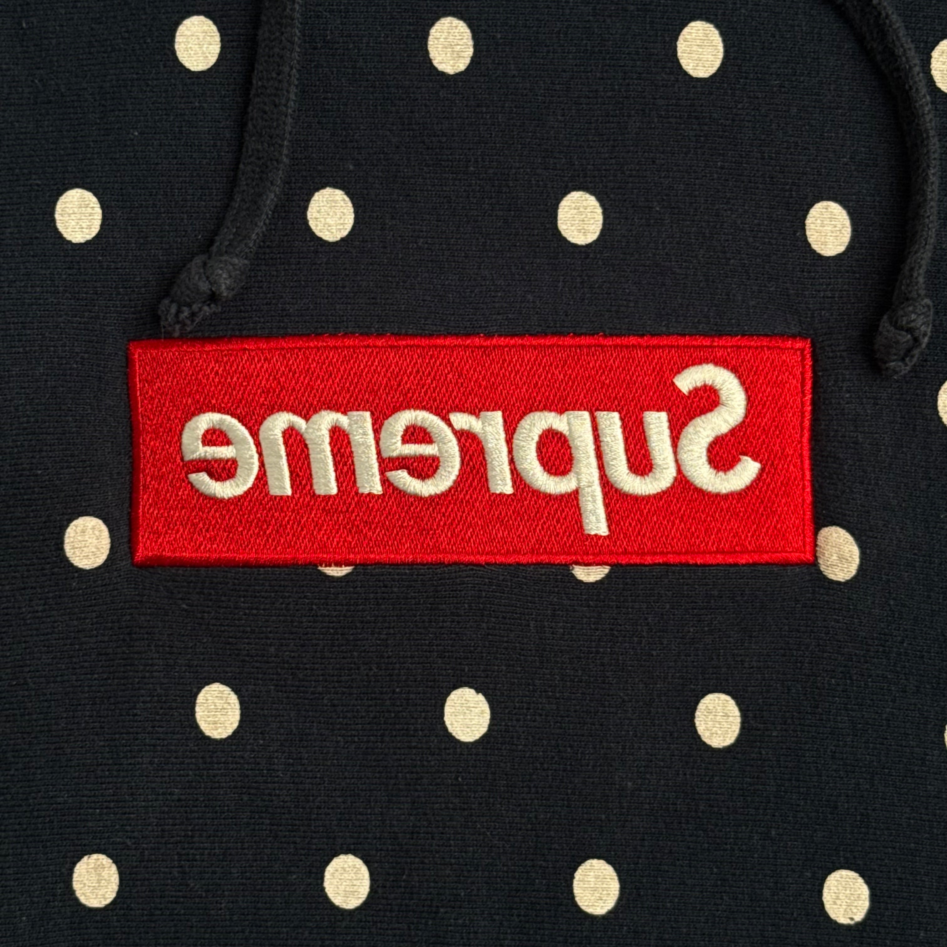 Supreme x Comme Des Garcons hættetrøje (Str. L)