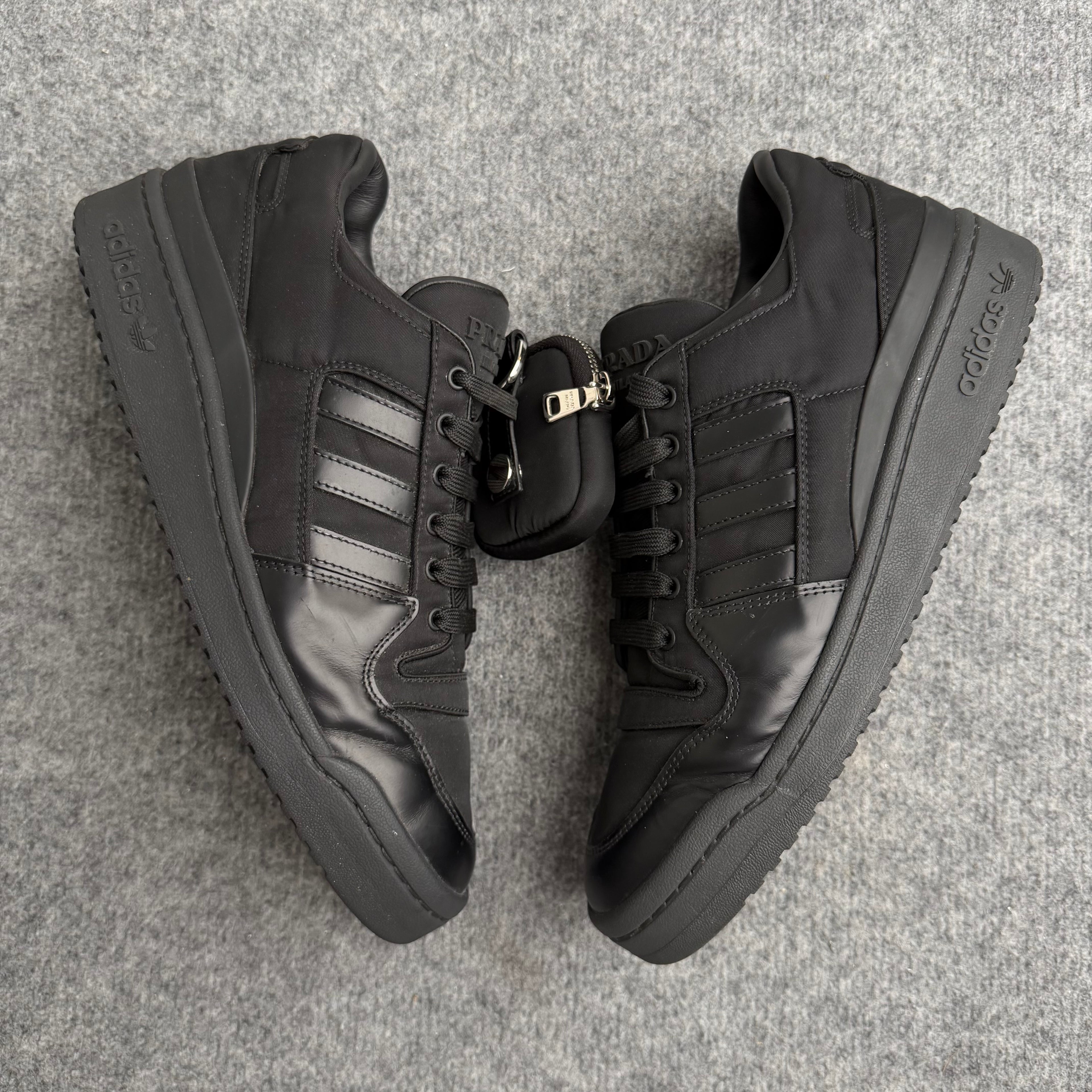 Prada sneakers (Str. 44)