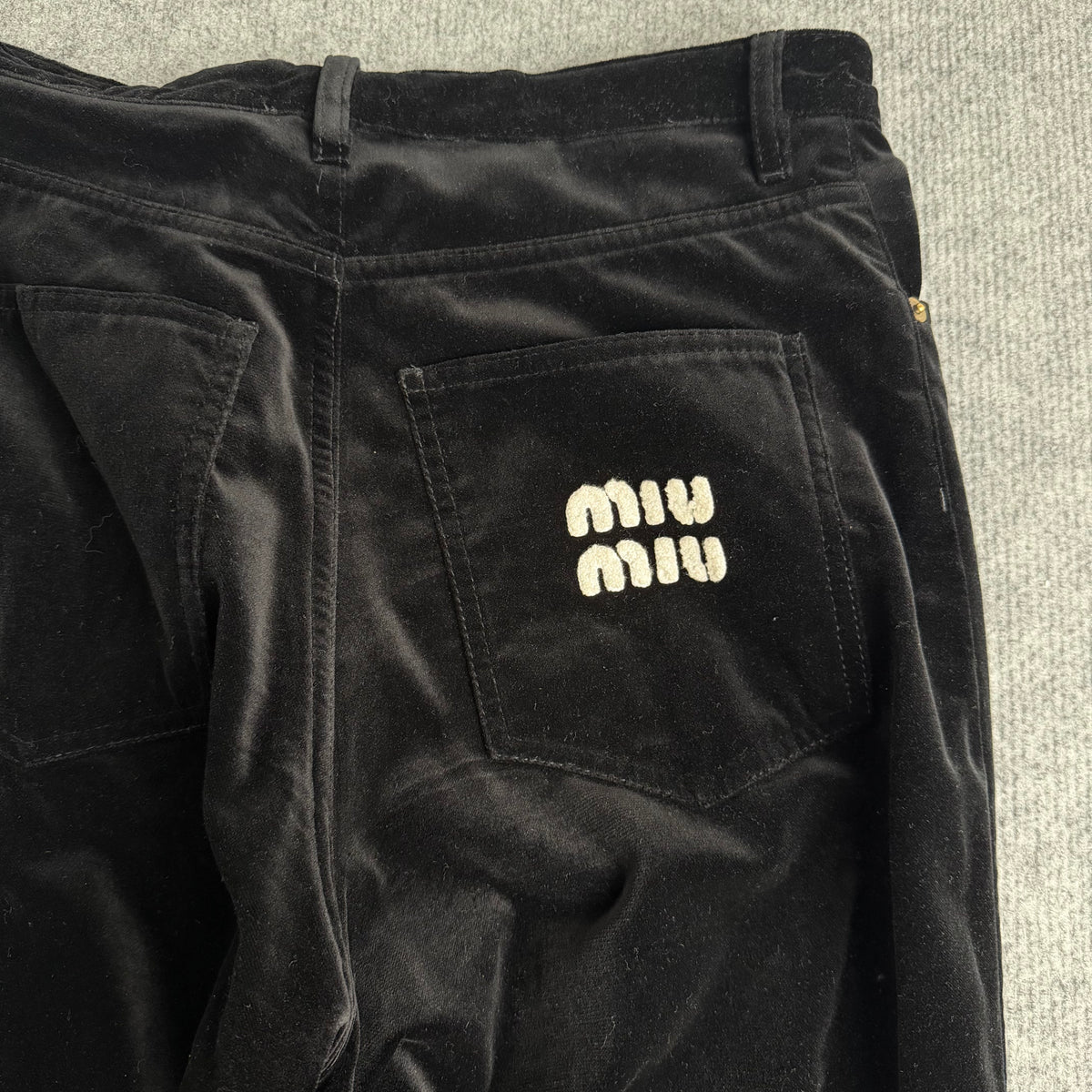 Miu Miu bukser (Str. 40)