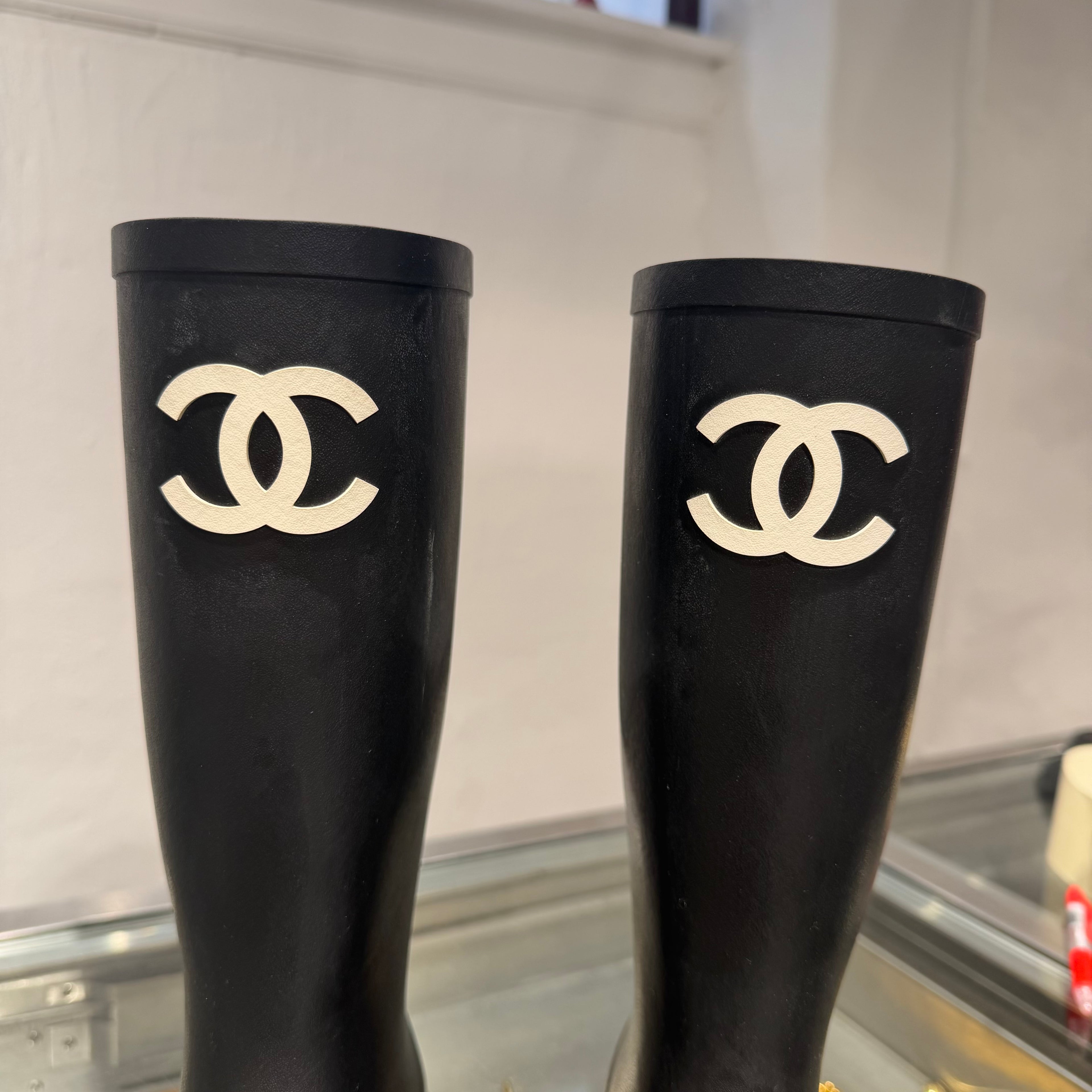 Chanel gummistøvler (Str. 37)