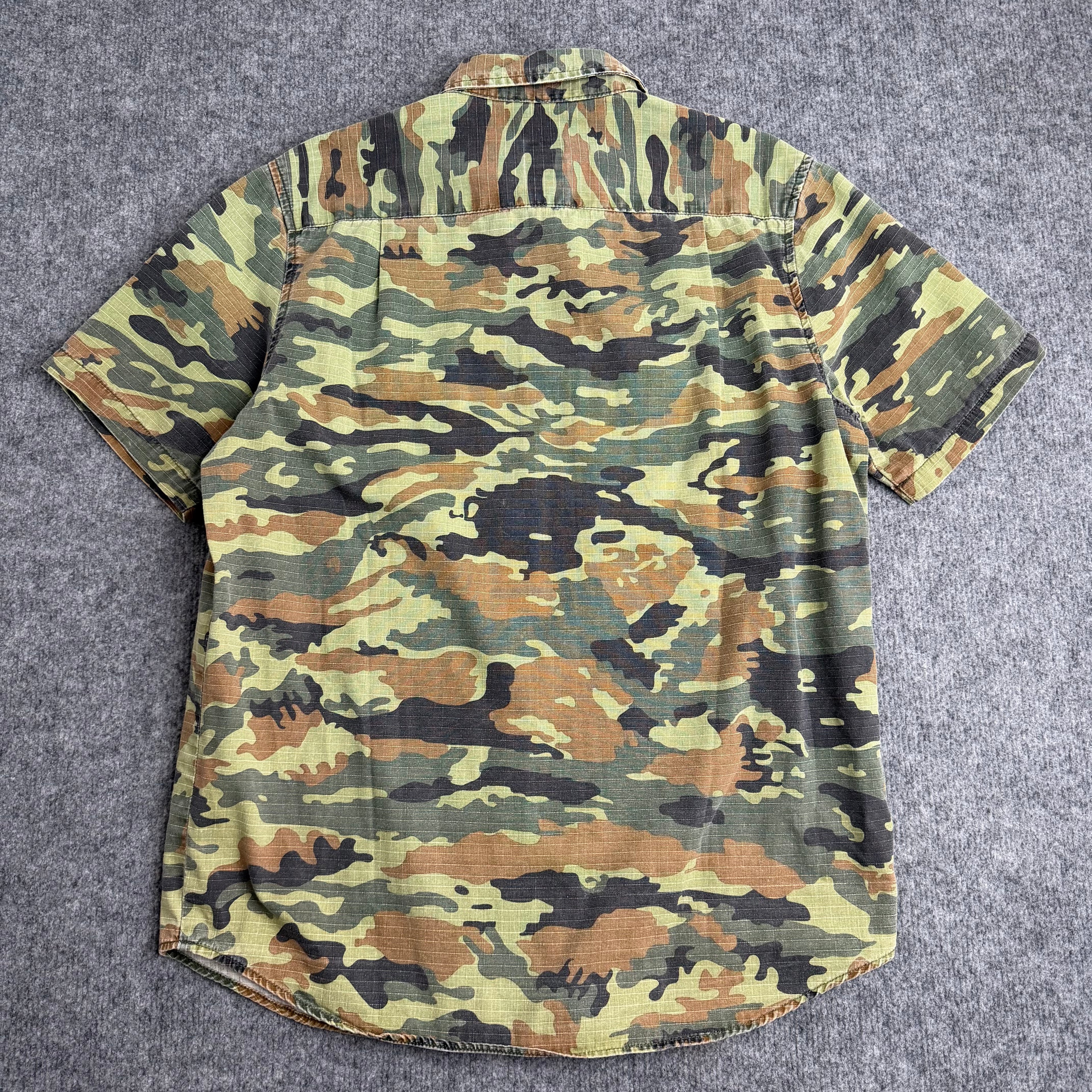 Stussy skjorte (Str. S)