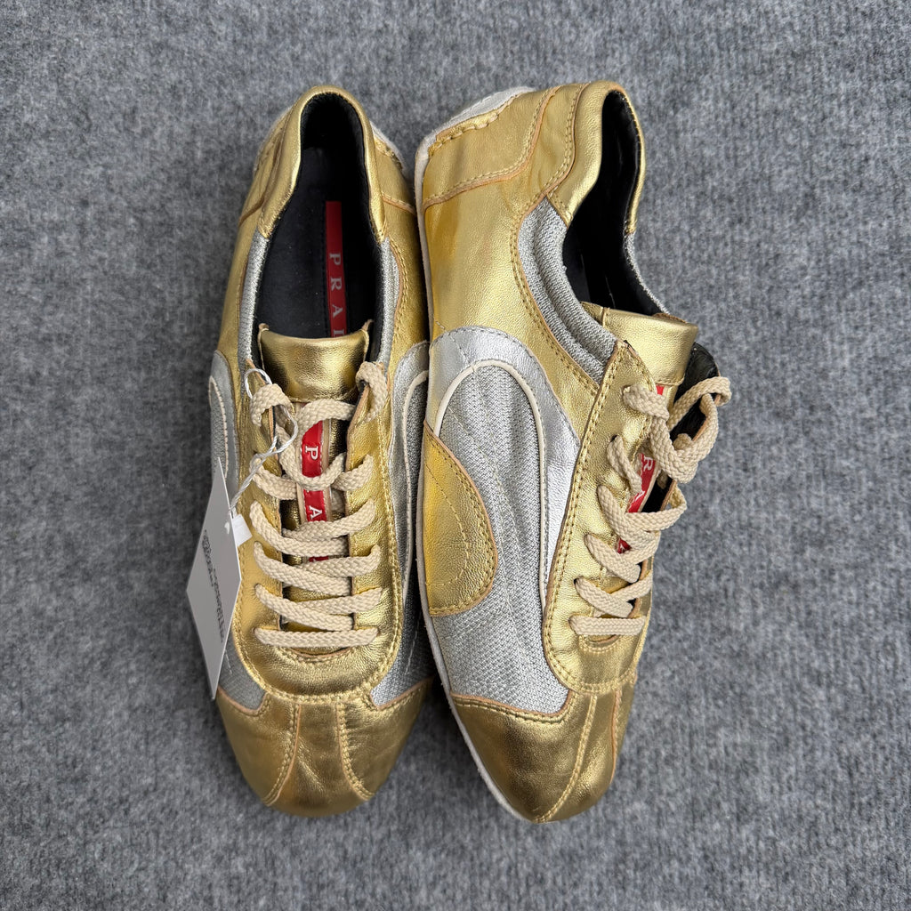 Prada sneakers (Str. 40)