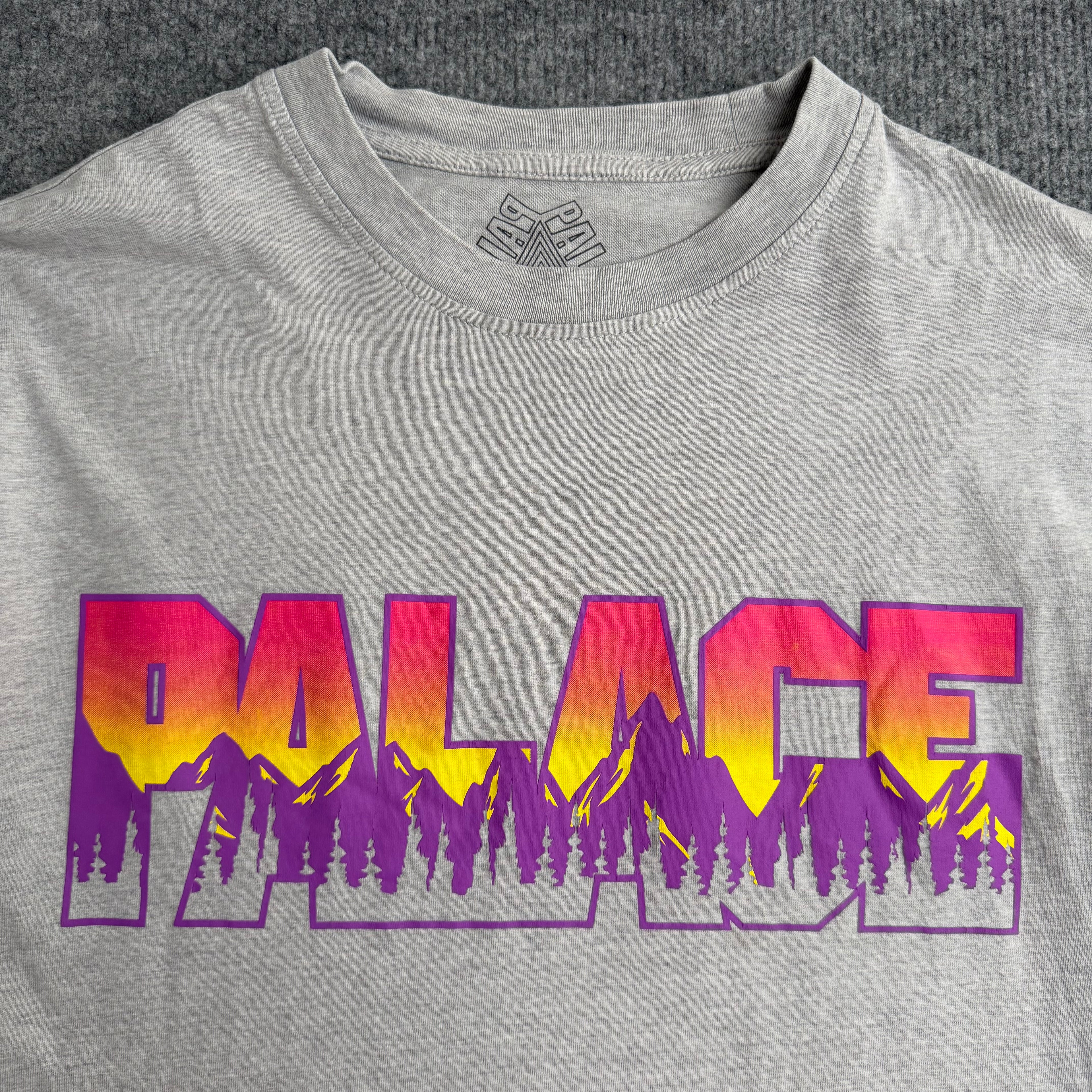 Palace t-shirt (Str. M)