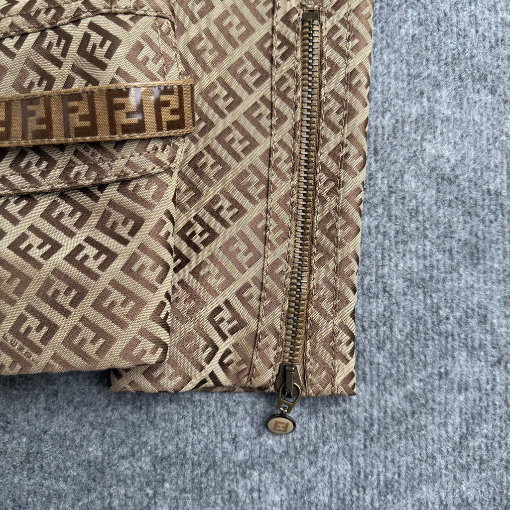 Fendi jakke (Str. S)