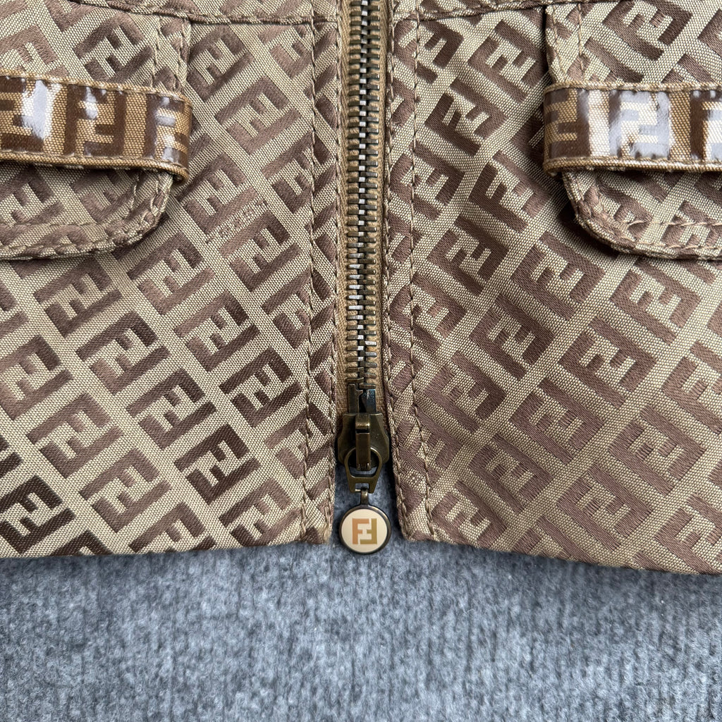 Fendi jakke (Str. S)
