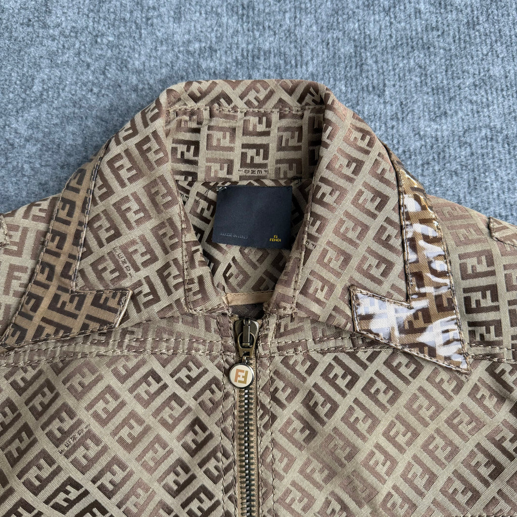 Fendi jakke (Str. S)