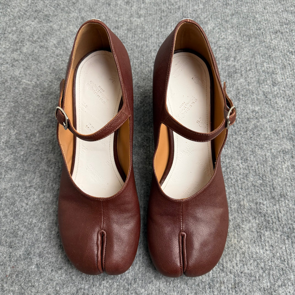 Maison Margiela Tabi Mary-Janes (Str. 39)
