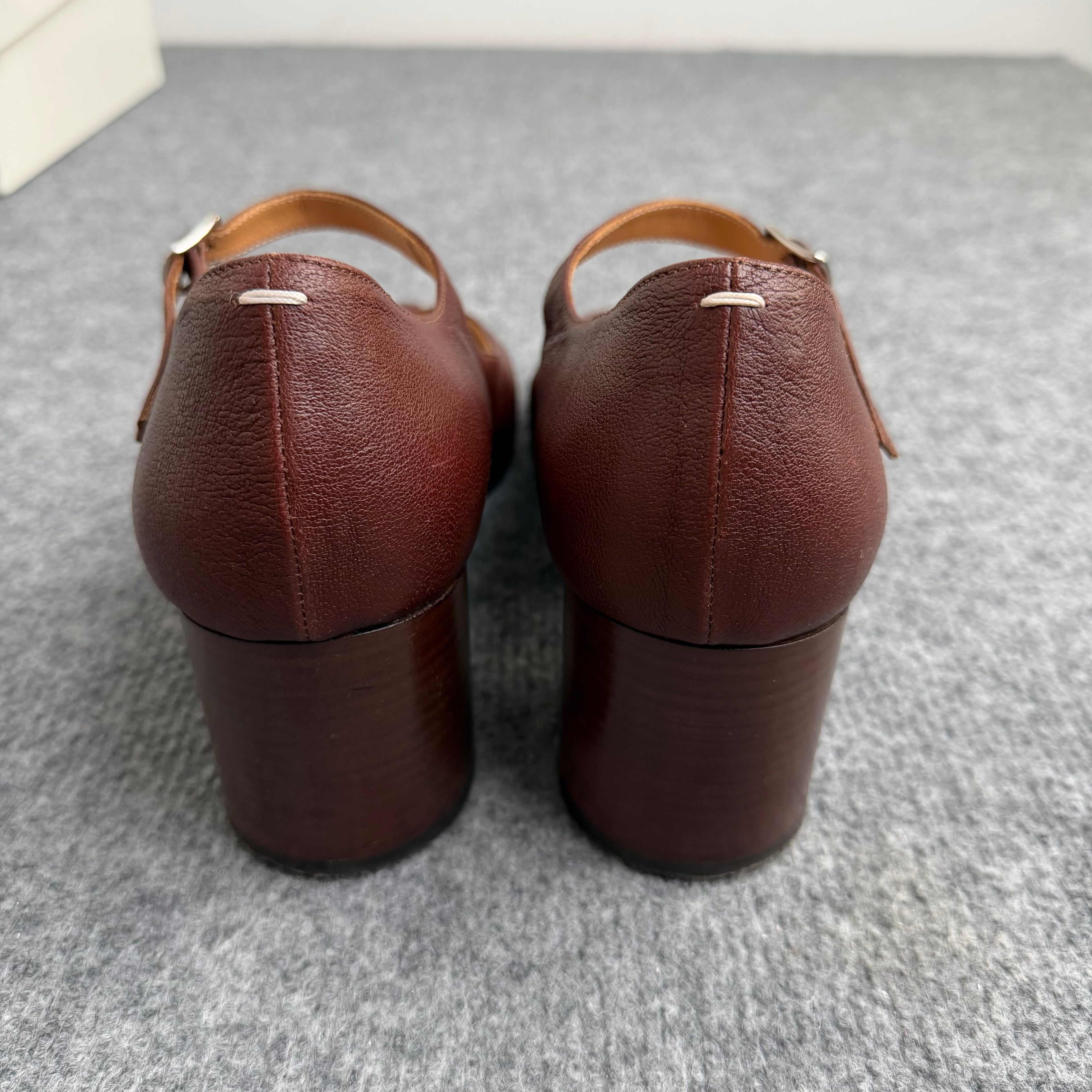 Maison Margiela Tabi Mary-Janes (Str. 39)