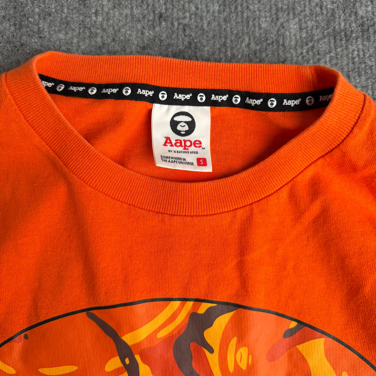 A bathing ape bluse (Str. S)