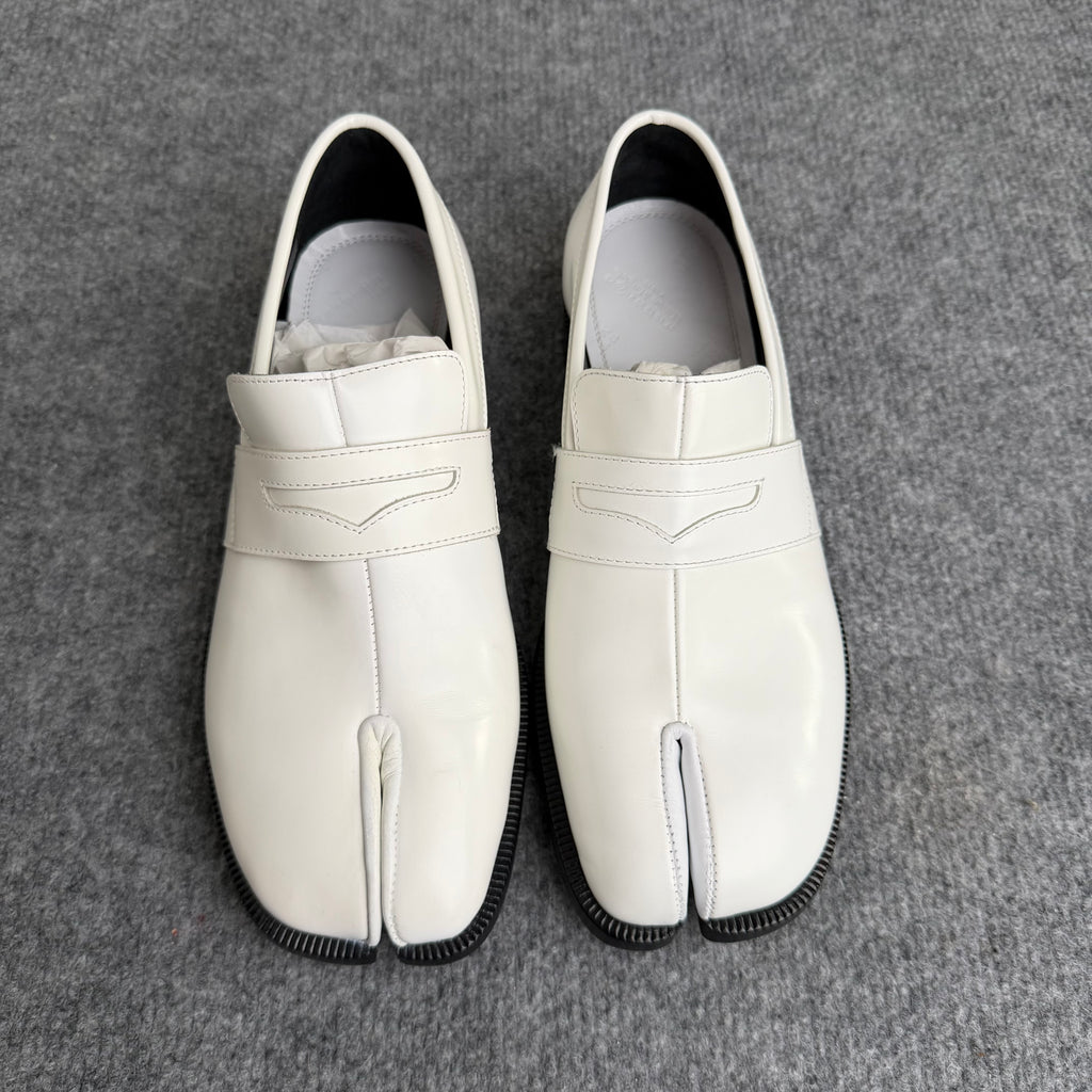 Maison Margiela Tabi Loafers (Str. 38)