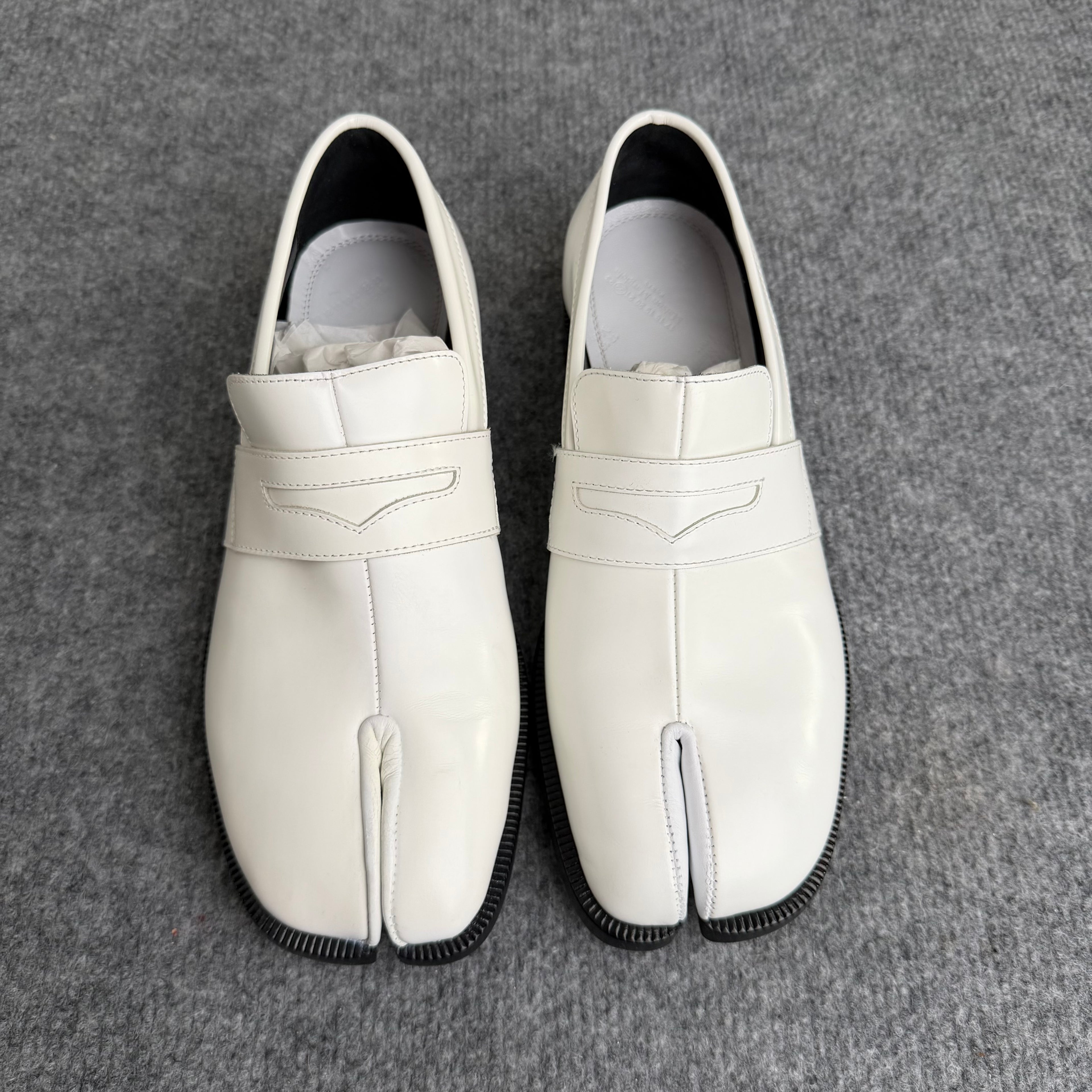 Maison Margiela Tabi Loafers (Str. 38)