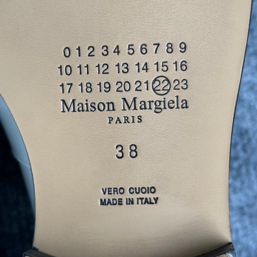 Maison Margiela Tabi Loafers (Str. 38)