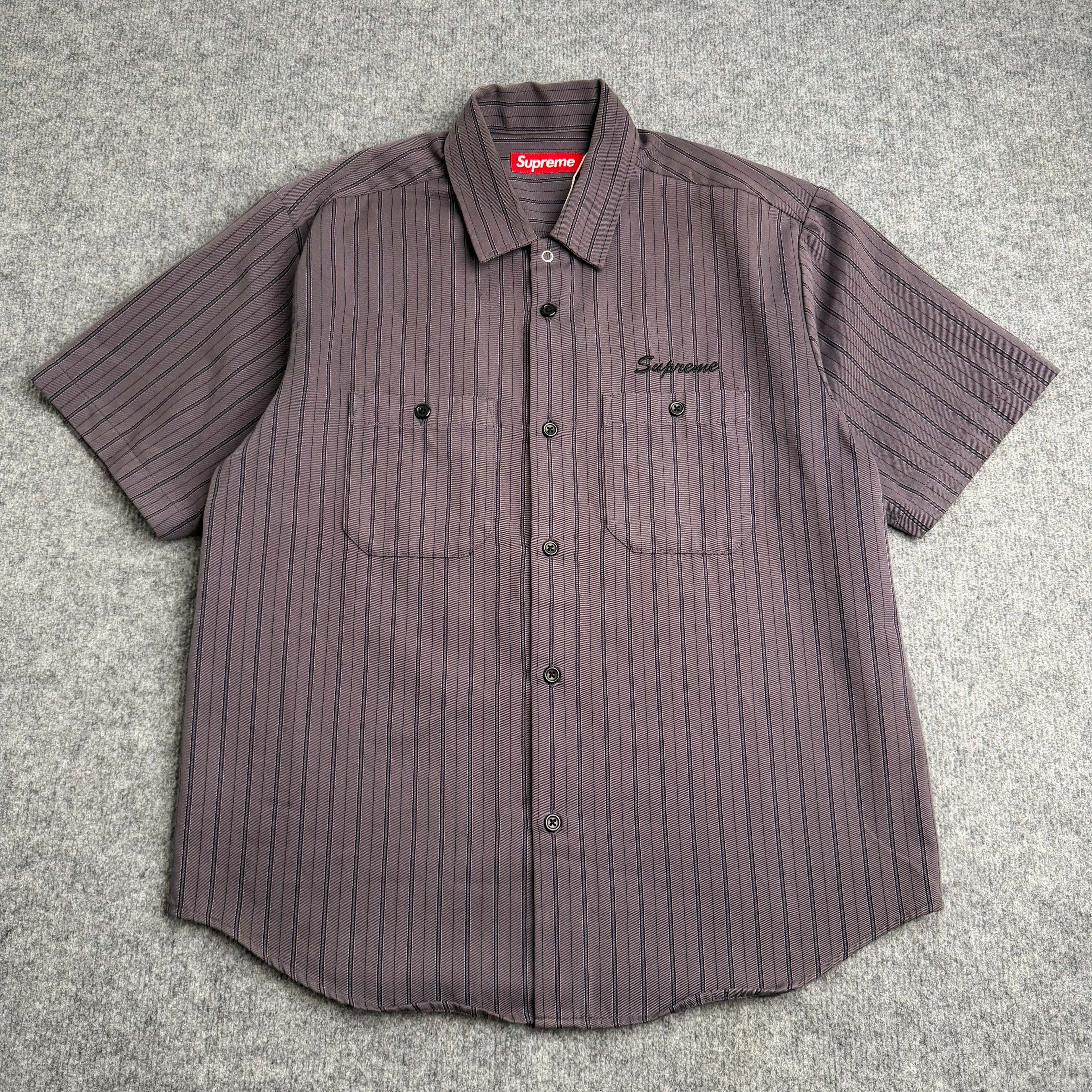 Supreme skjorte (Str. M)