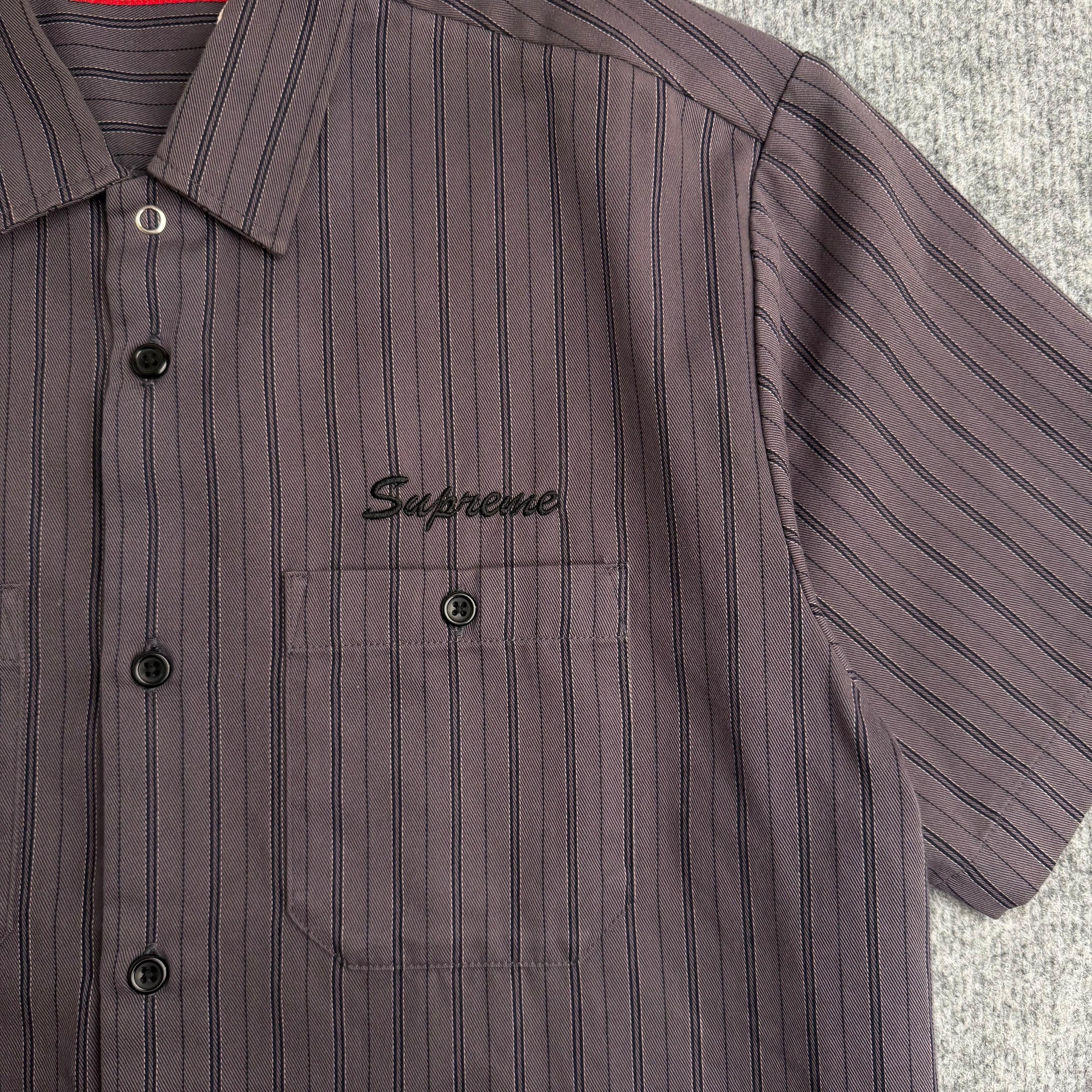 Supreme skjorte (Str. M)
