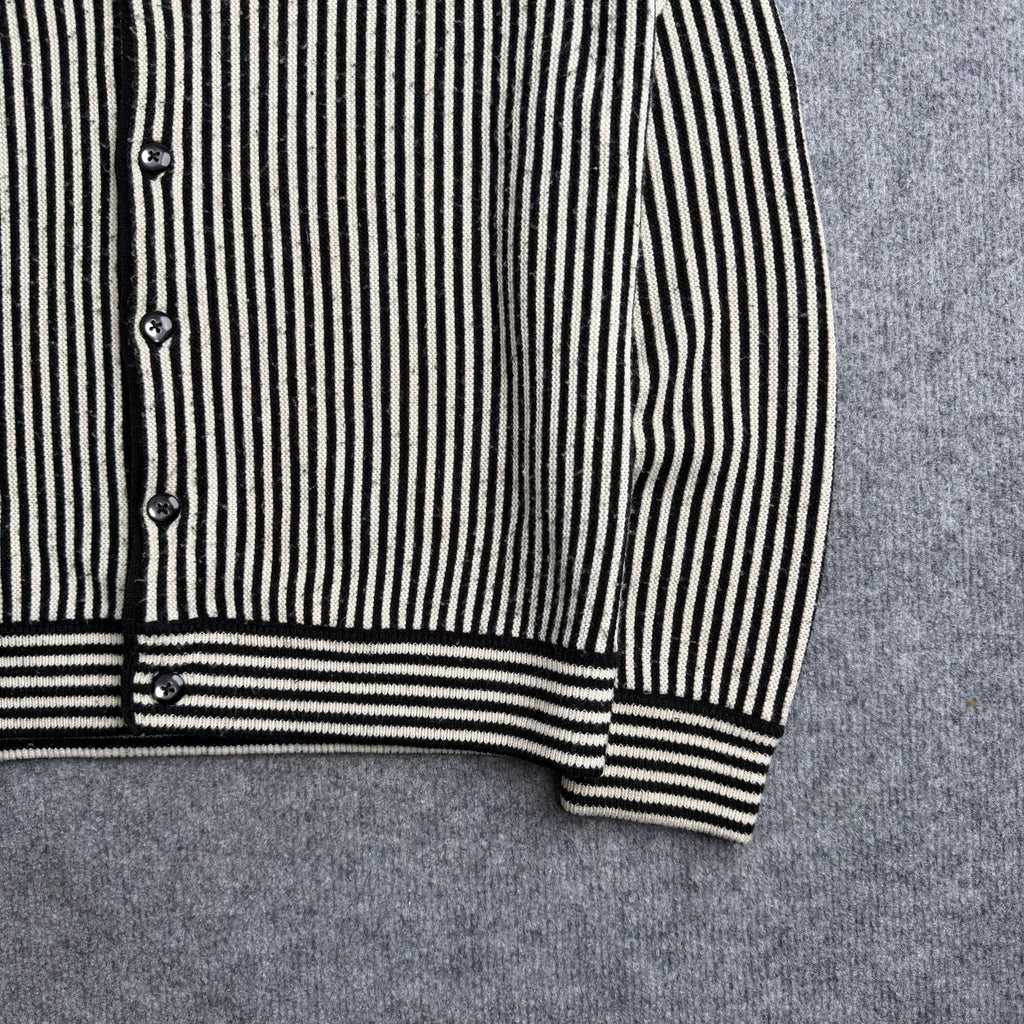 Supreme cardigan (Str. M)