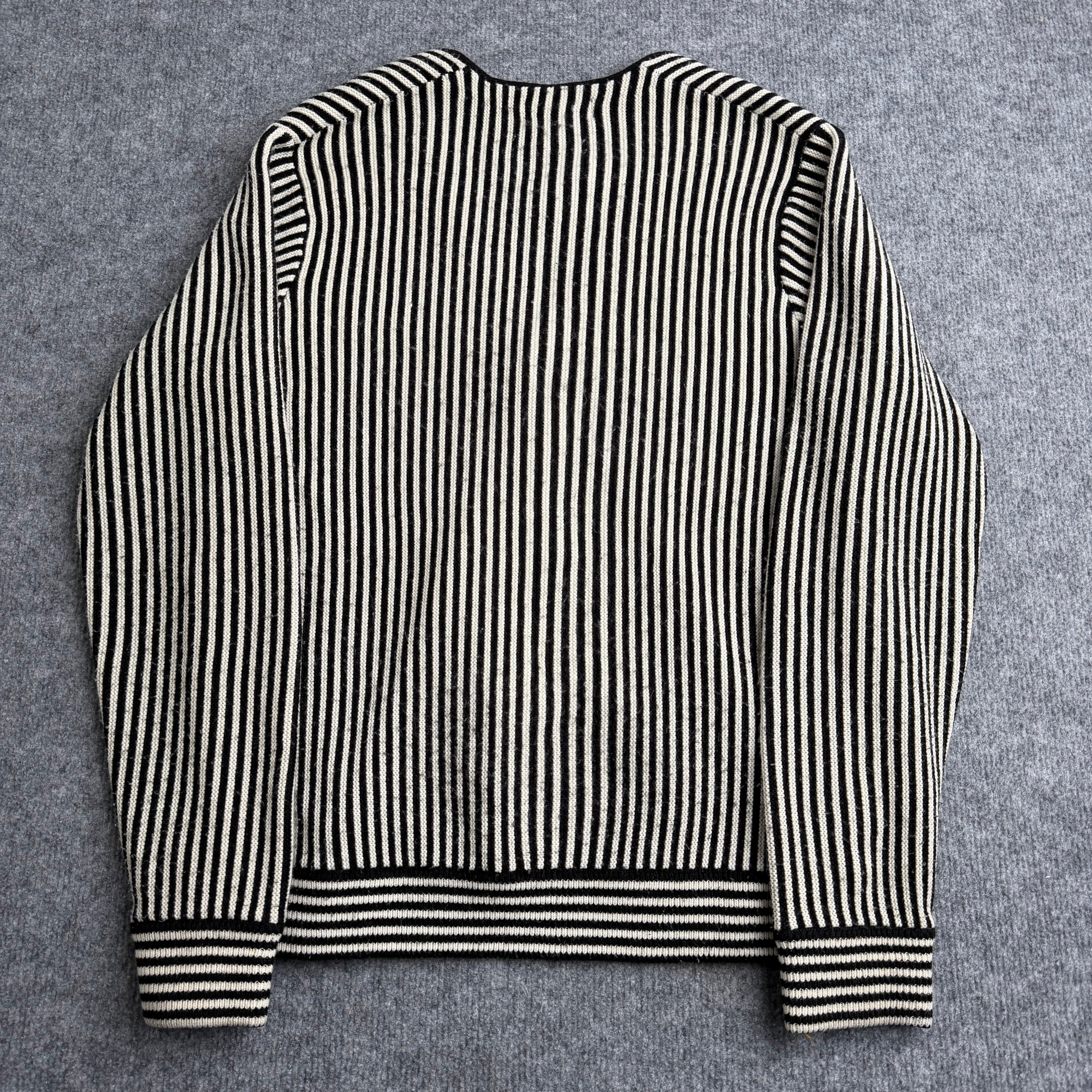Supreme cardigan (Str. M)