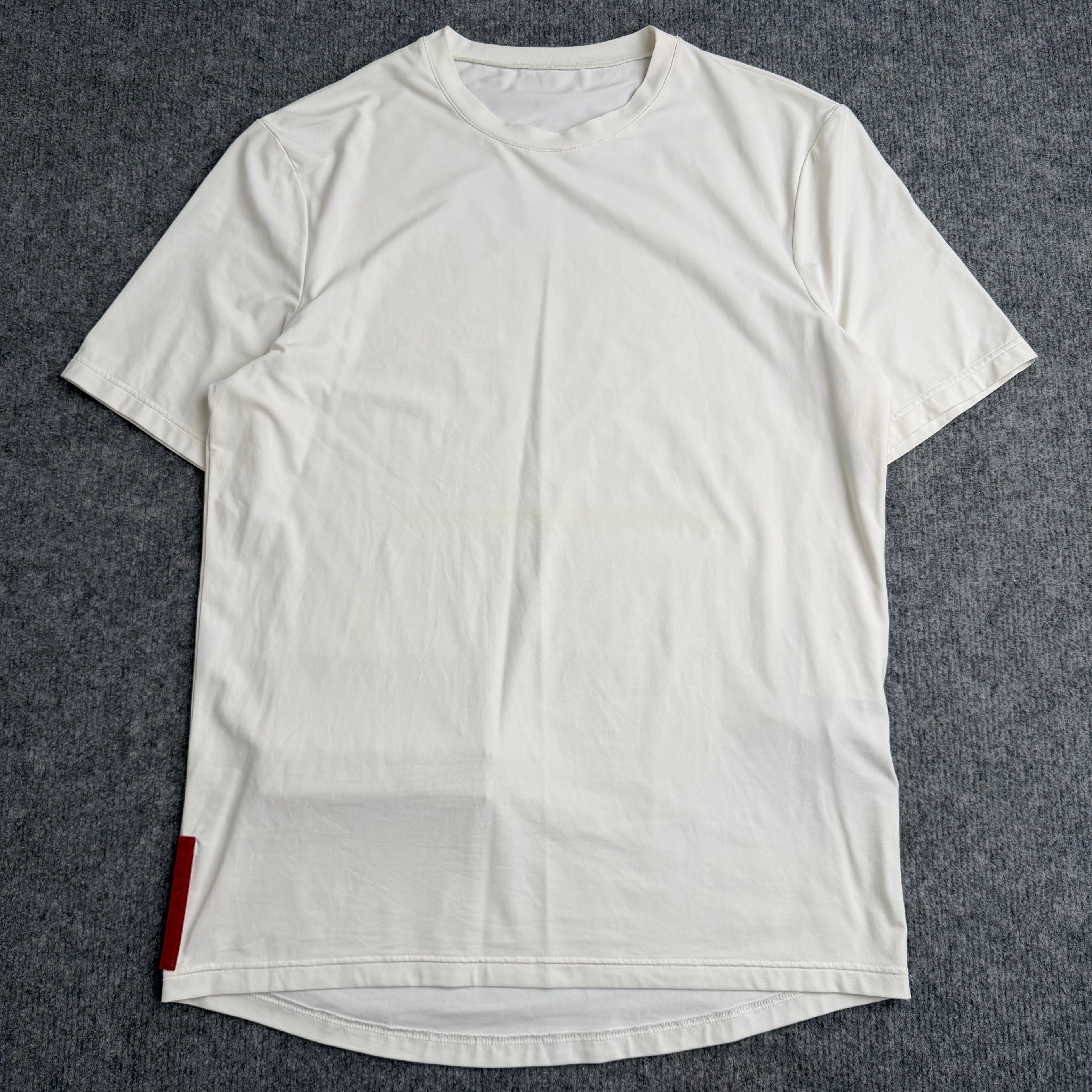 Prada t-shirt (Str. M)