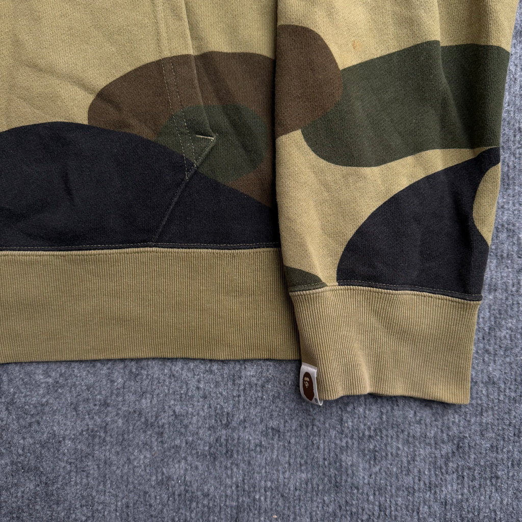 A Bathing Ape hættetrøje (Str. L)