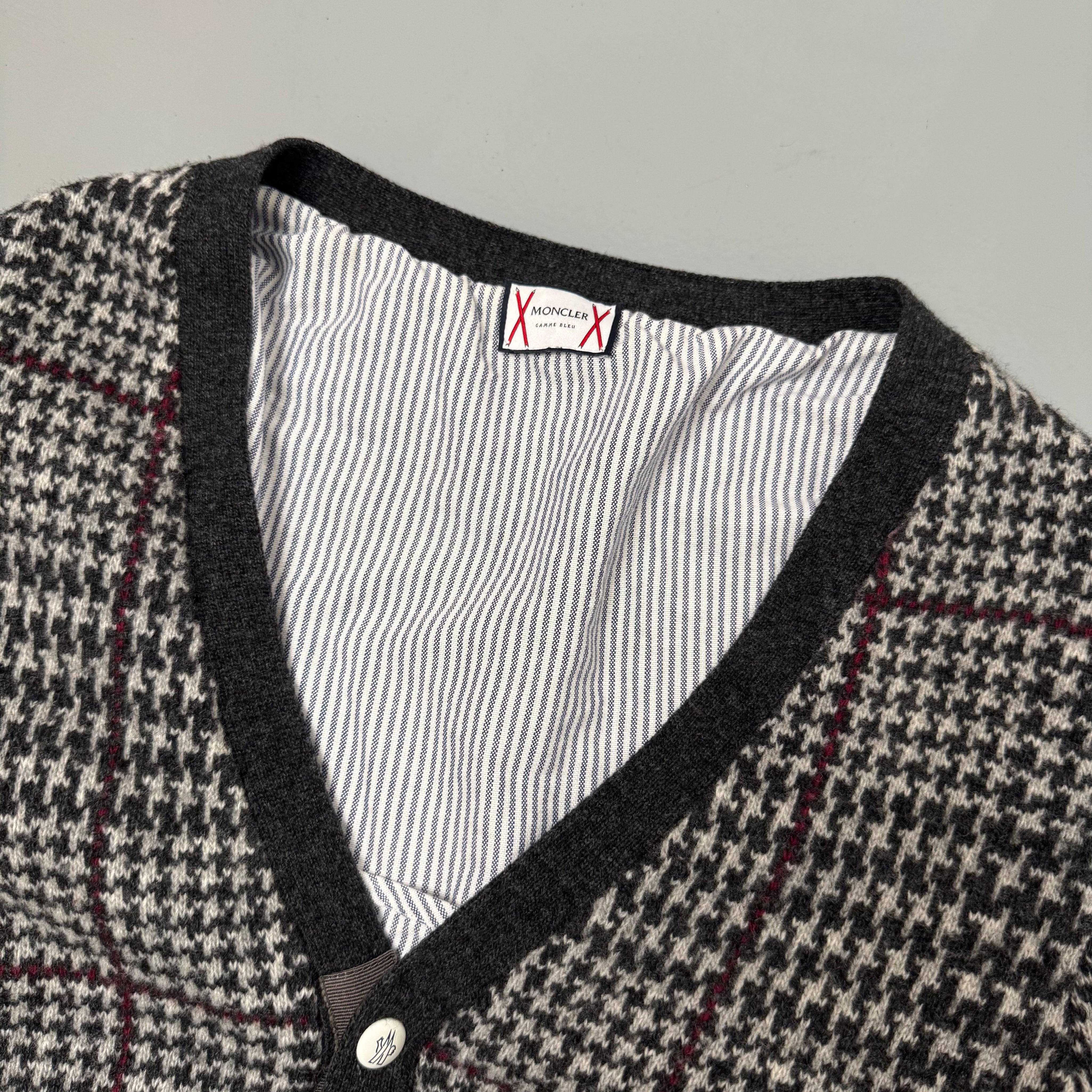 Moncler Cardigan (Str. S)