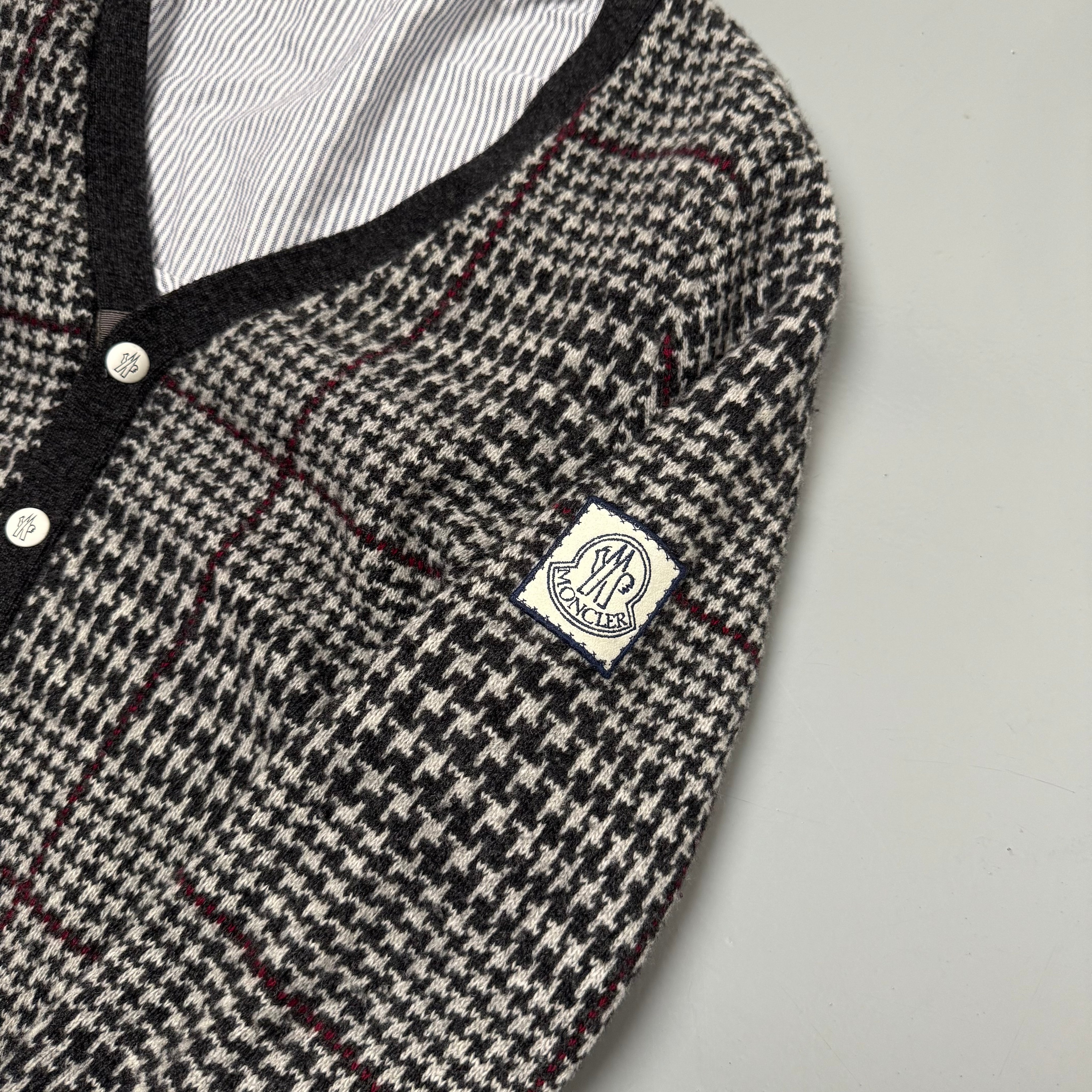 Moncler Cardigan (Str. S)