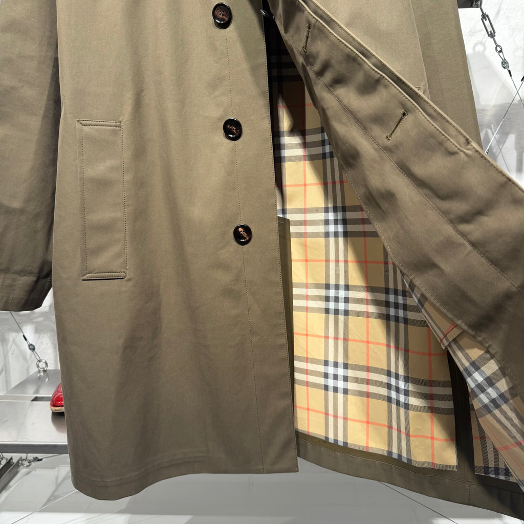 Burberry Frakke (Størrelse M)