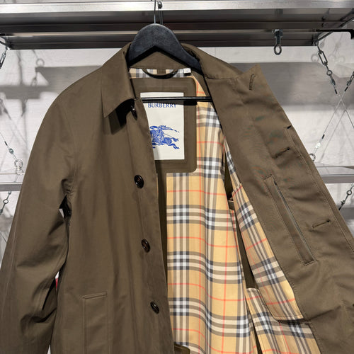 Burberry Frakke (Størrelse M)