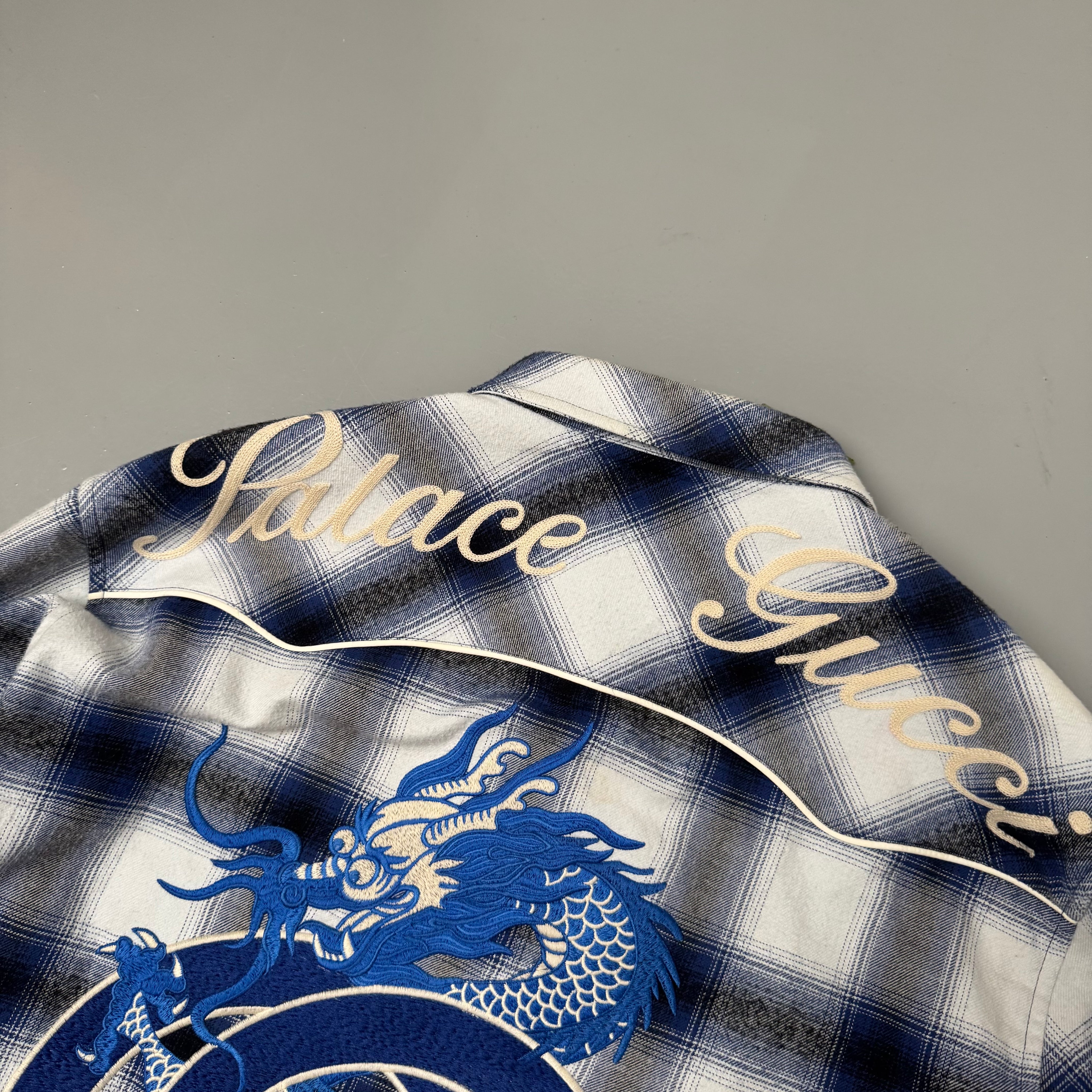 Gucci x Palace skjorte (Str. M)