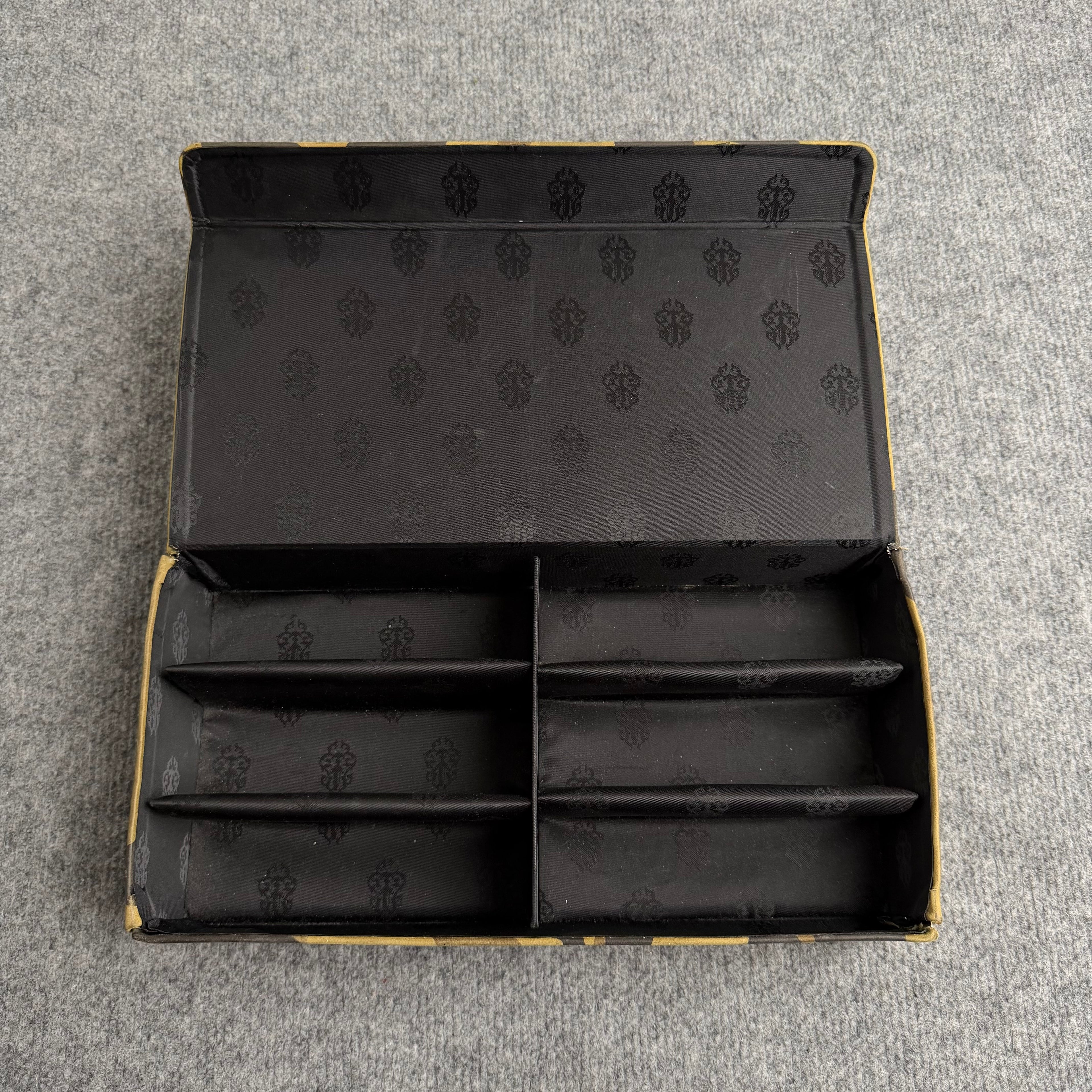 Chrome Hearts brille Solbrille display
