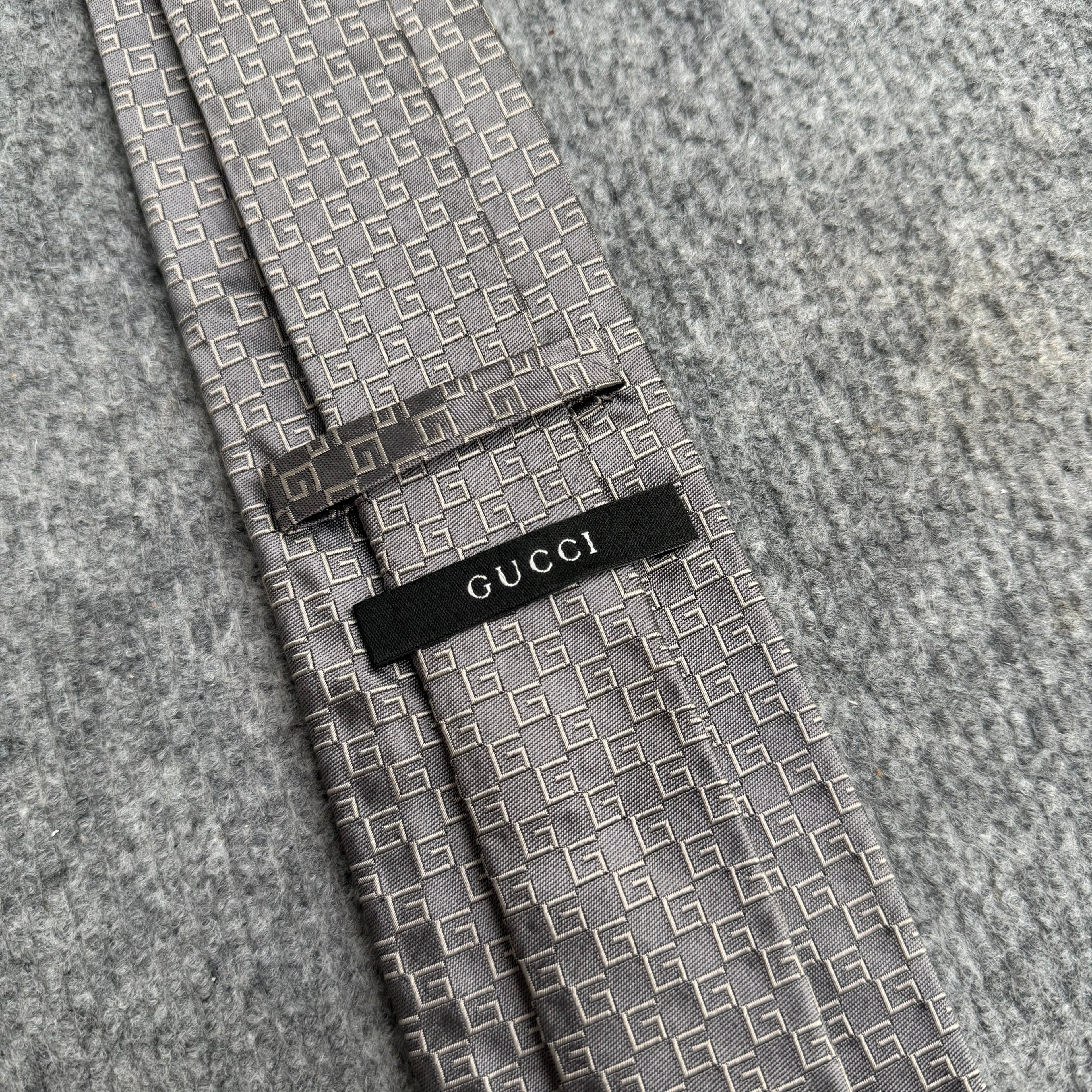 Gucci slips