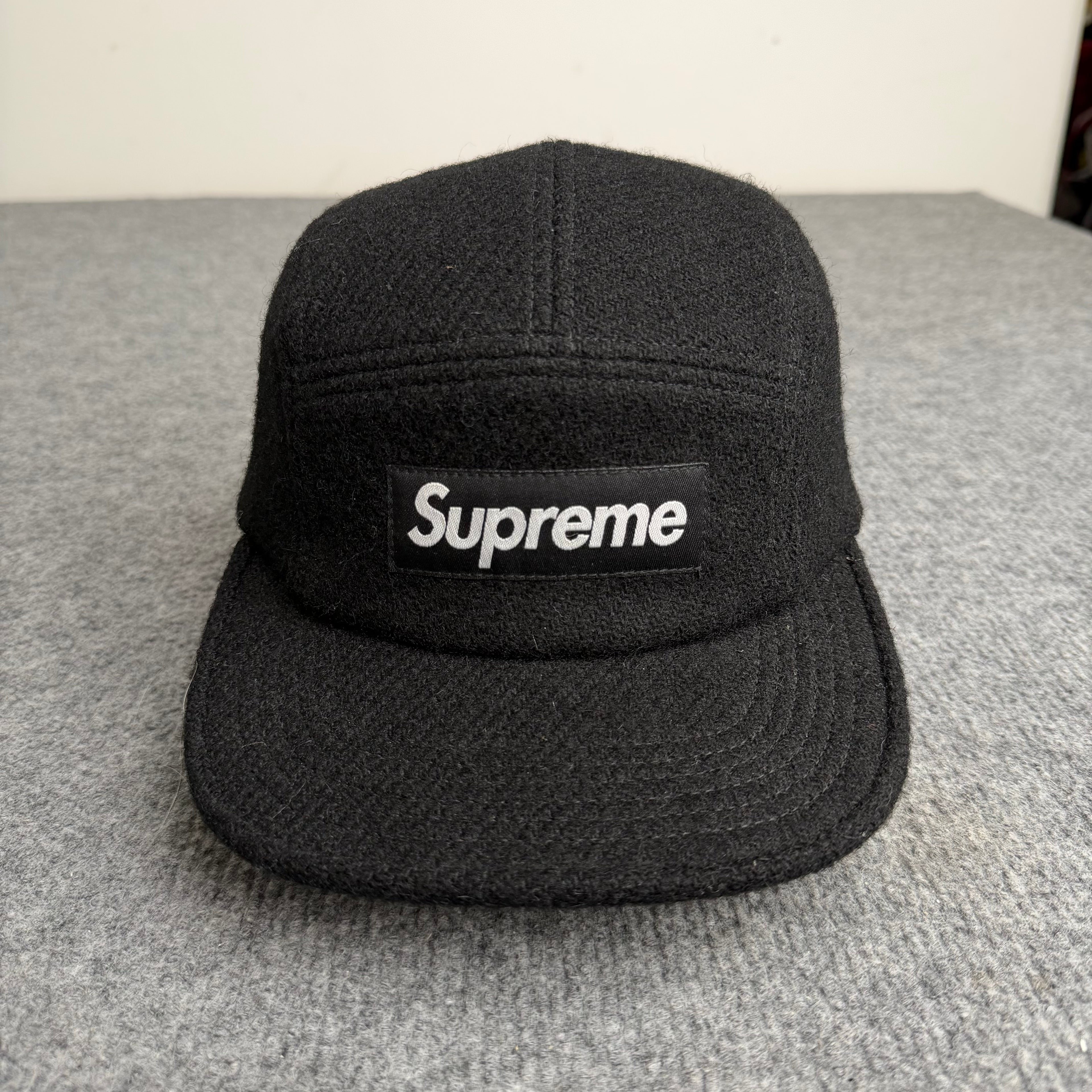 Supreme kasket